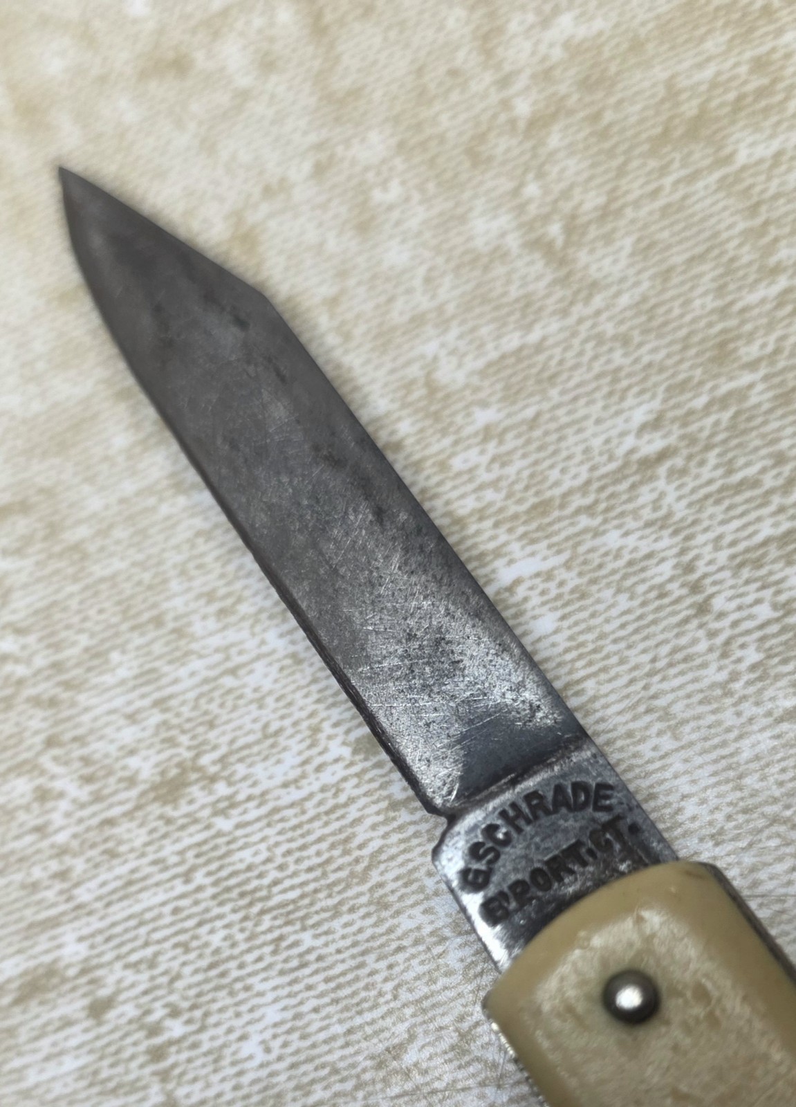 VINTAGE 1944 GEORGE SCHRADE BALL PULL POCKET KNIFE WITH WELL-KNOW DATE MISTAKE VINTAGE 1944 GEORGE SCHRADE BALL PULL POCKET KNIFE WITH WELL-KNOW DATE MISTAKE