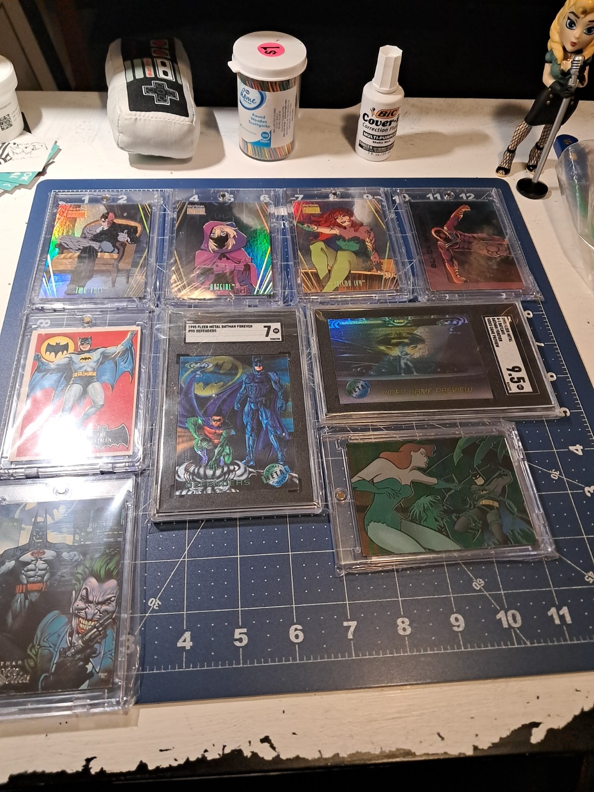 Lot Of Batman Cards - 9 Cards 