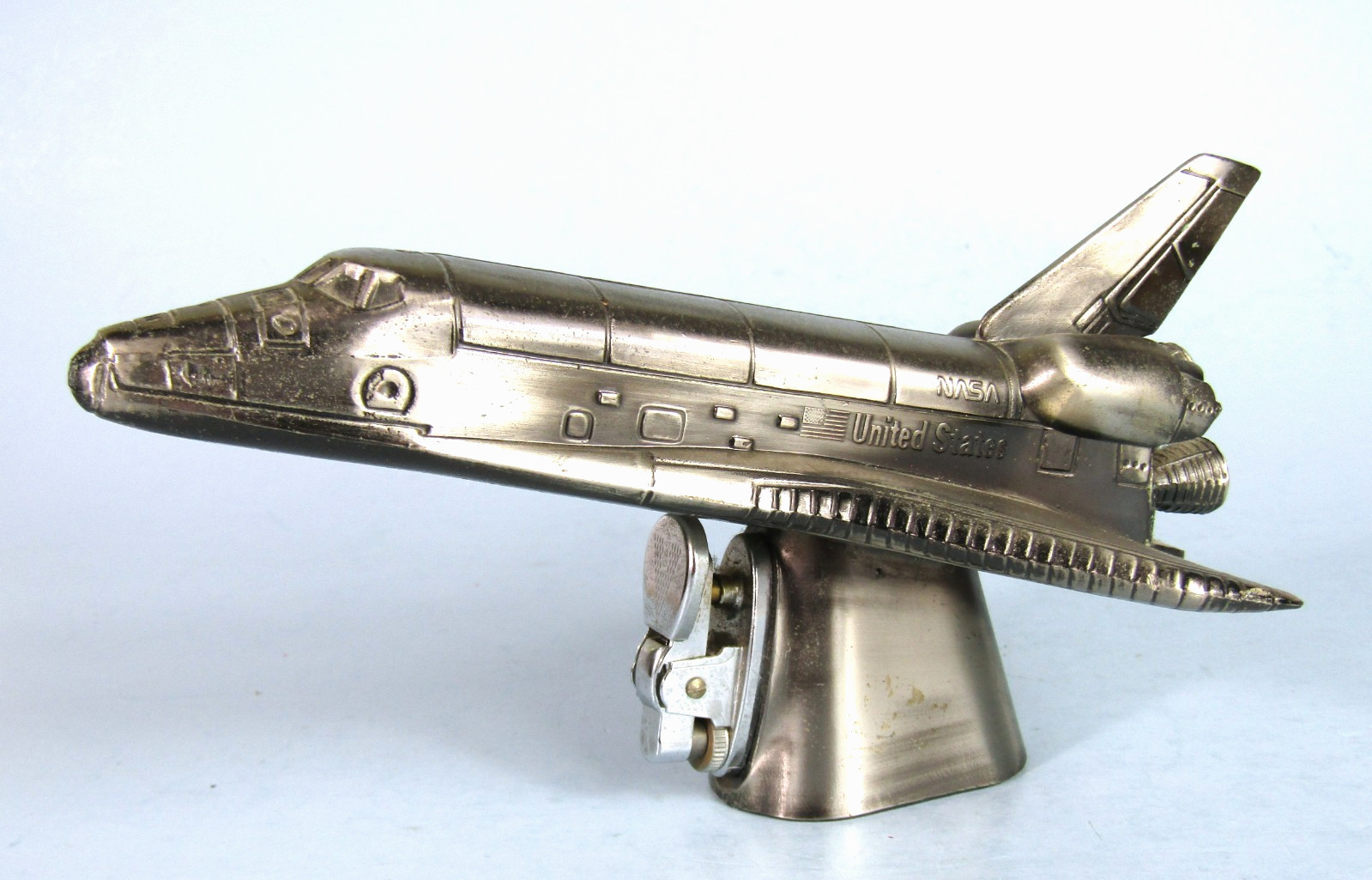 NASA SPACE SHUTTLE Figural Metal Table Lighter Vintage 1980\'s Japan
