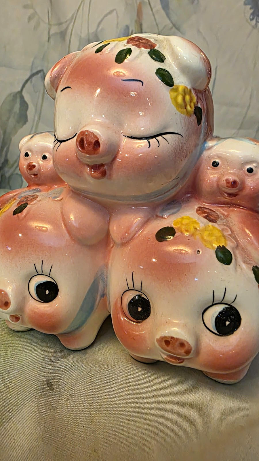 Vintage Enesco Pig Family Bank Ceramic 4 Slot Piggy Pink Kitsch Sonsco MCM Style