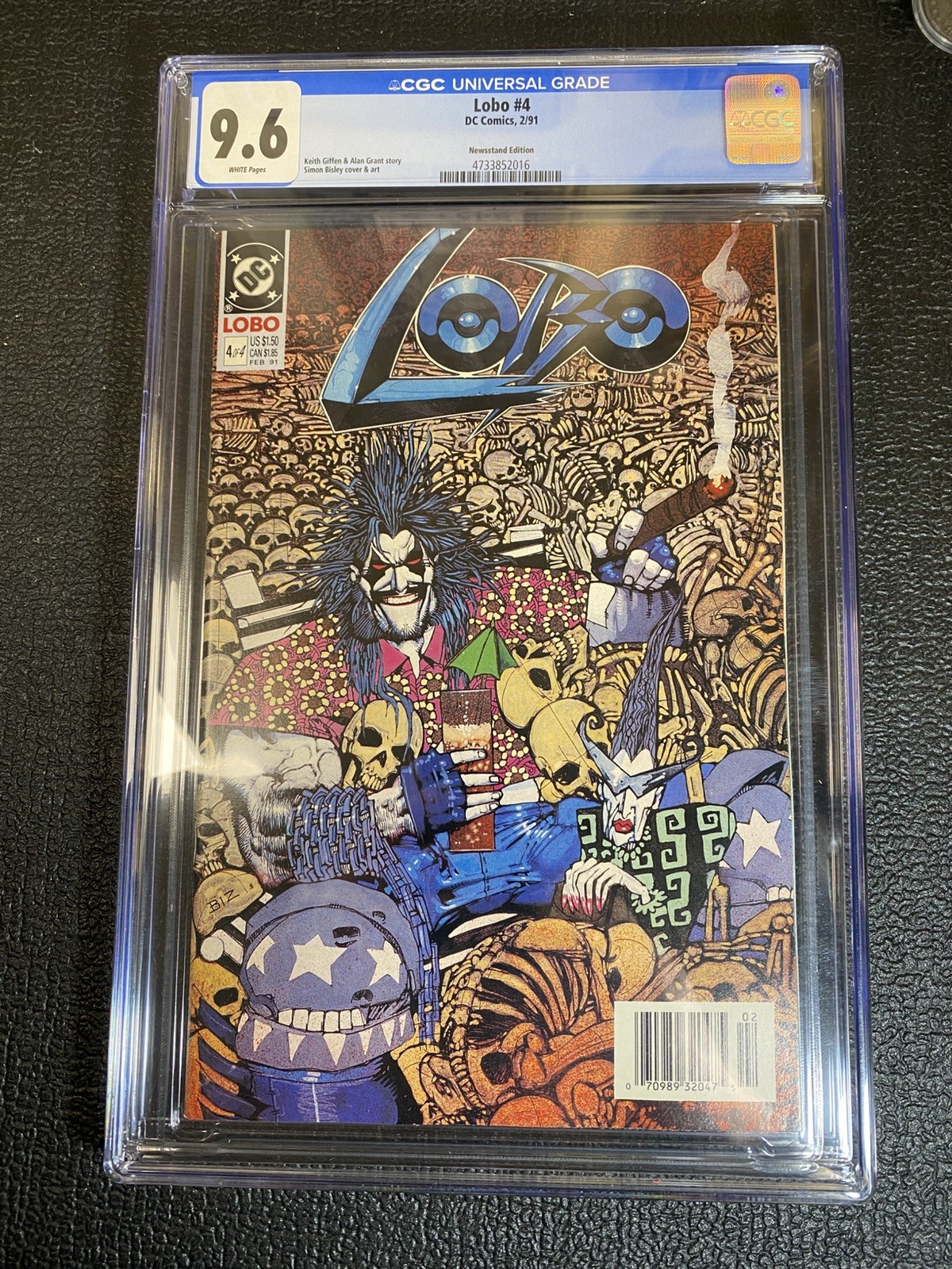 🔥 Lobo #4 CGC 9.6 NM+ Rare Newsstand (DC 1990) Classic Simon Bisley Art 🔥