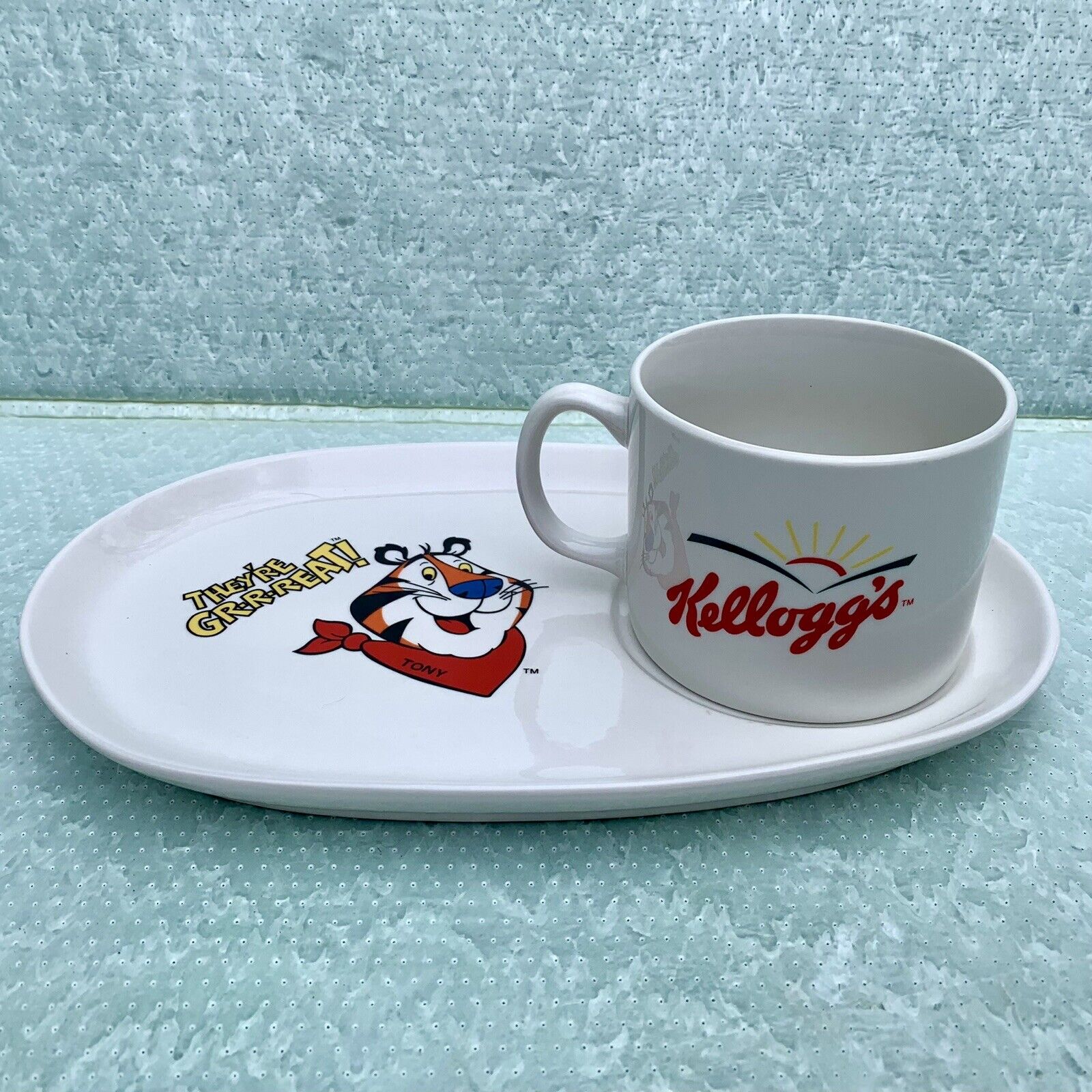 Kellogg's Tony the Tiger Ceramic Platter Plate Cereal Cup They’re G-r-r-reat 