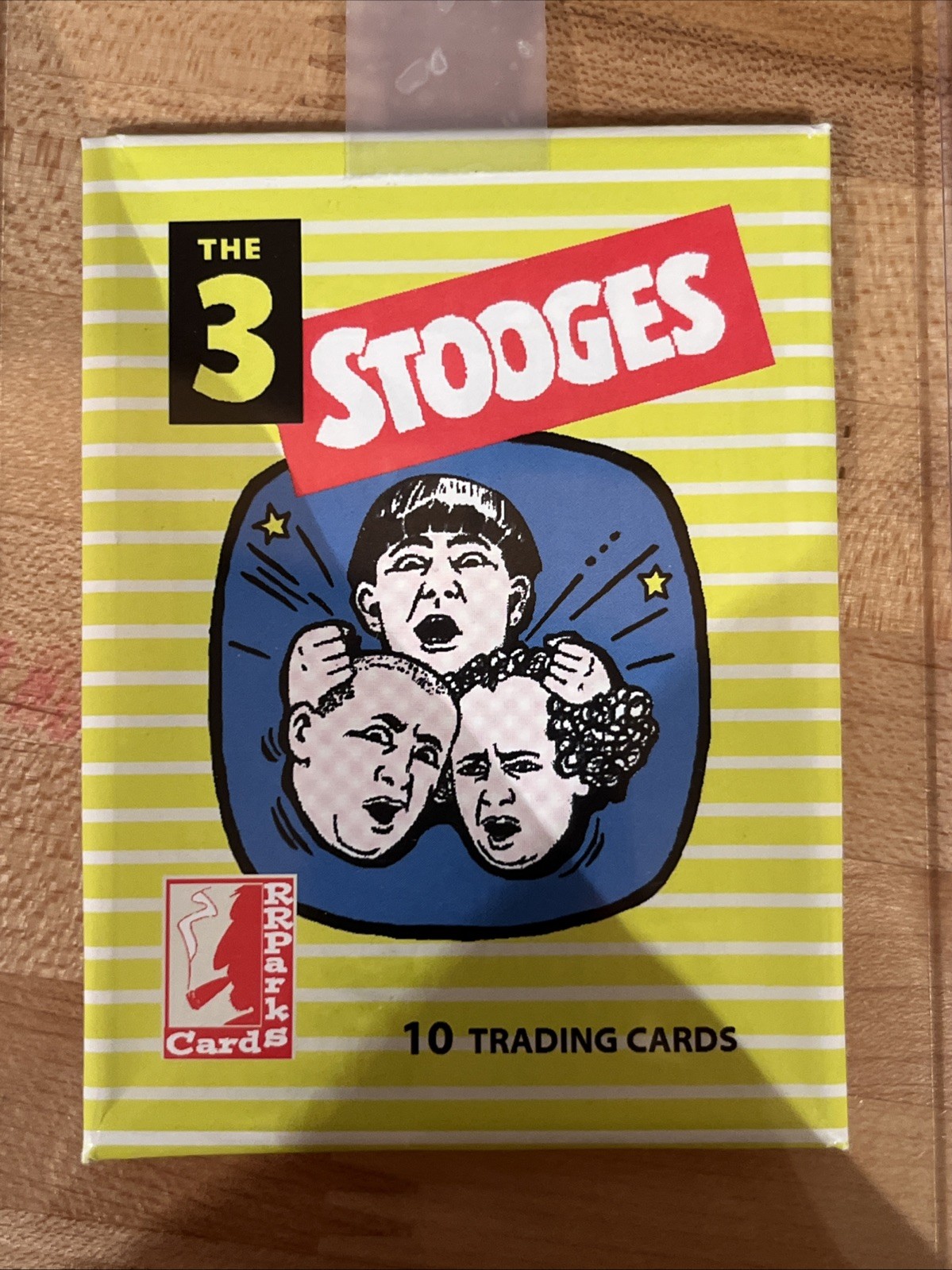 THREE STOOGES 1959 FLEER REISSUE 2016 EMPTY WRAPPER NM TO MINT THREE STOOGES 1959 FLEER REISSUE 2016 EMPTY WRAPPER NM TO MINT