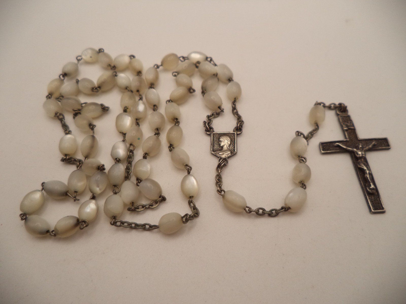 Vintage Italy Mother of Pearl Rosary Beads Roma Crucifix Sacred Heart Catholic Vintage Italy Mother of Pearl Rosary Beads Roma Crucifix Sacred Heart Catholic