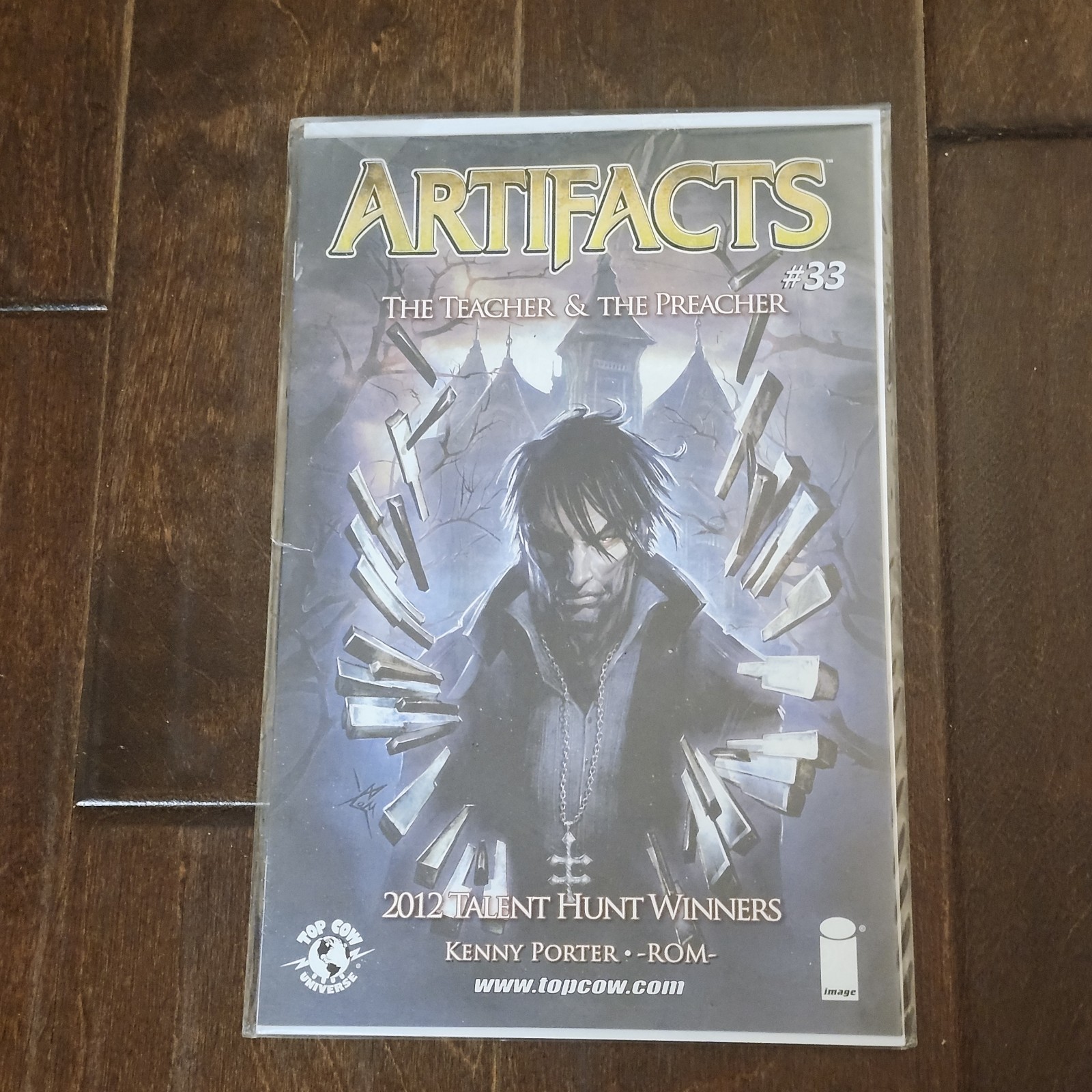 Artifacts #33 - Top Cow Universe Comic - 2013 Artifacts #33 - Top Cow Universe Comic - 2013