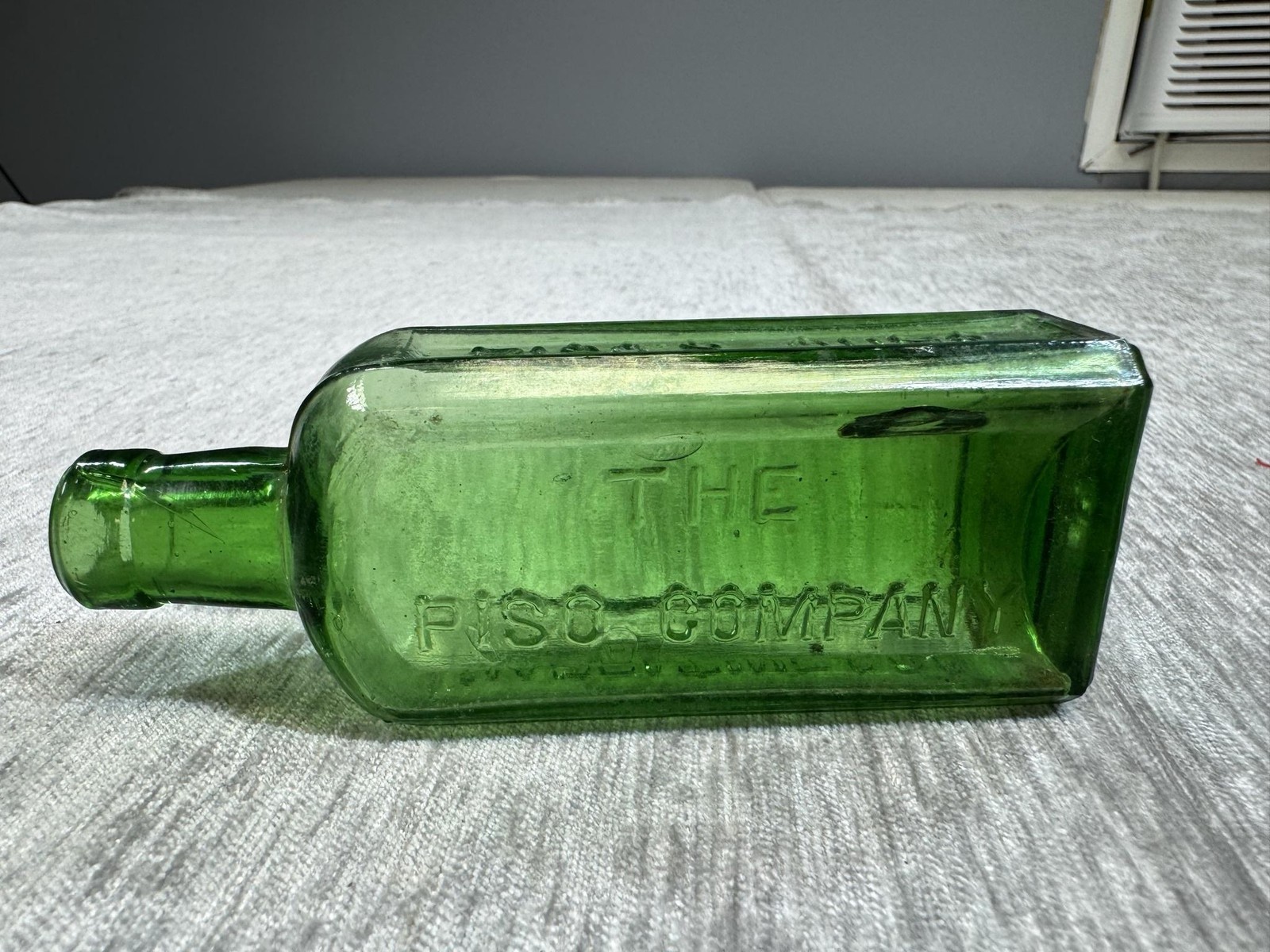 Vintage Piso's Cure Hazeltine & Co Green Glass Medicine Bottle PISO Co USA