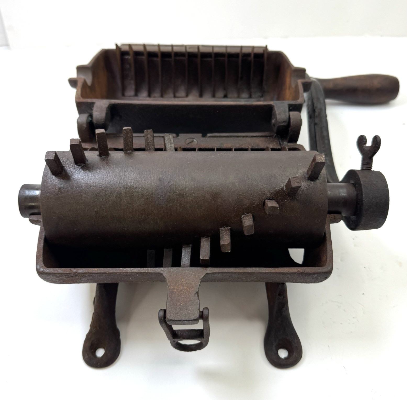Antique Cast Iron Tobacco Ribbon Cutter Shredder General Store Hand Crank 1800s