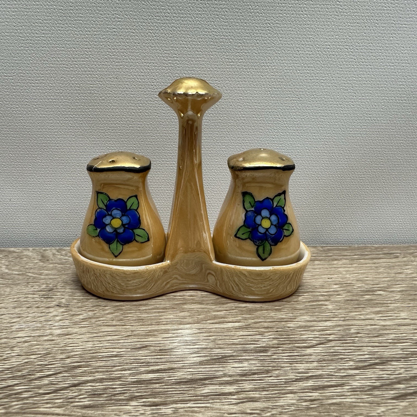 Antique Chikaramachi Japan Gold Lusterware Salt Pepper Shakers Caddy Set Floral