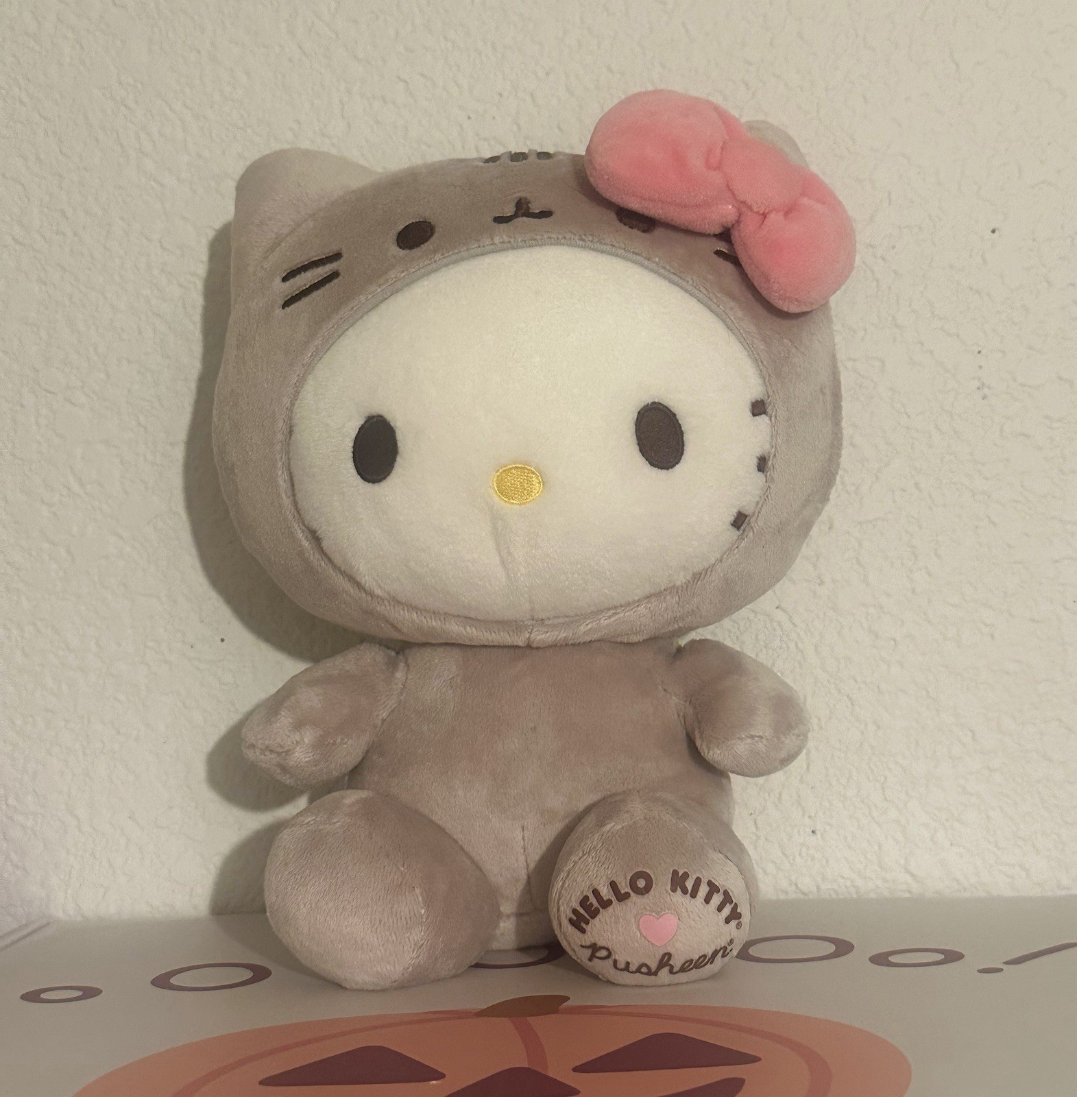 Sanrio Hello Kitty x Pusheen Plush Stuffed Collectible 9” RARE