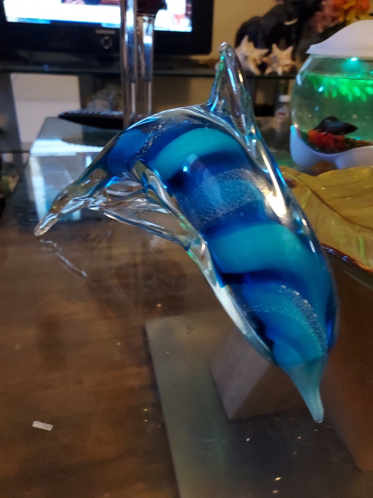 LARGE CRYSTAL BLUE GLASS ART DOLPHIN. Very Heavy China Crystal
