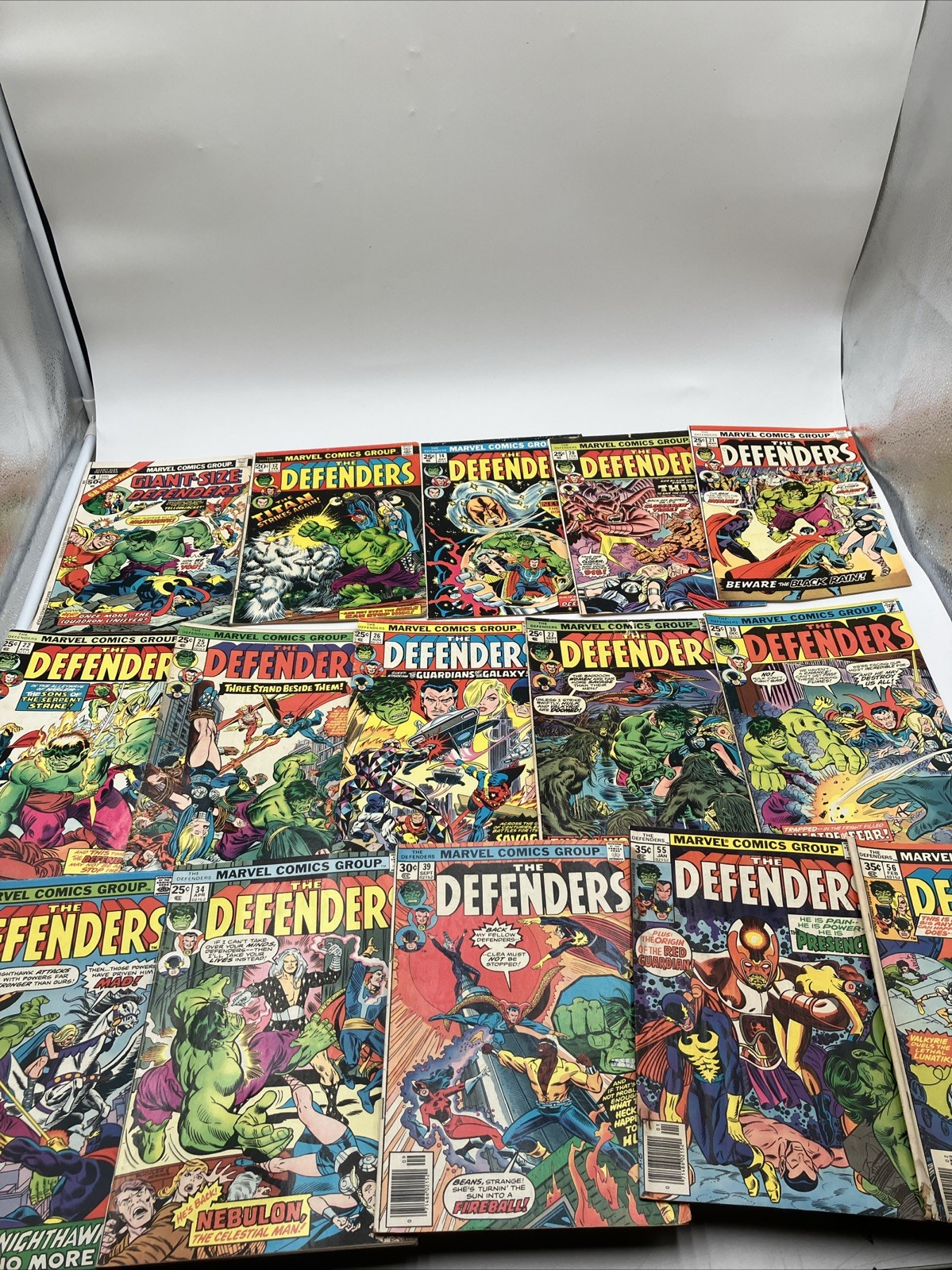 Lot of 37 DEFENDERS Ranging #4-152 1975-1983 Marvel Comics Ships Fast