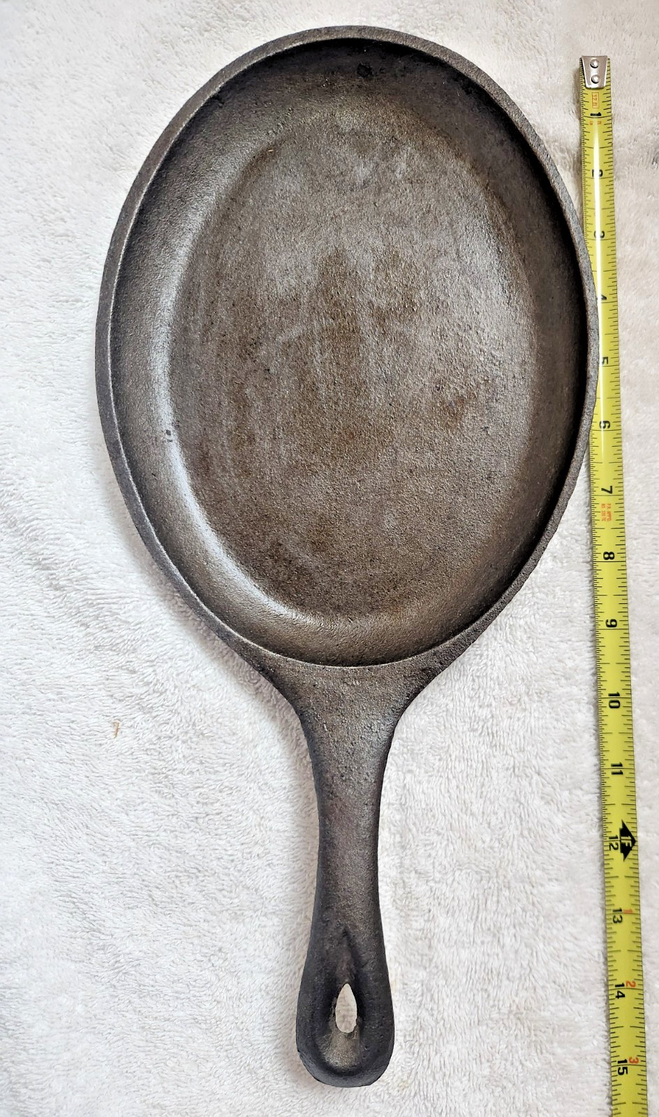 Vintage Cast Iron Skillet Oval Griddle Fish Fajita Steak Sizzle Server Cook Pan