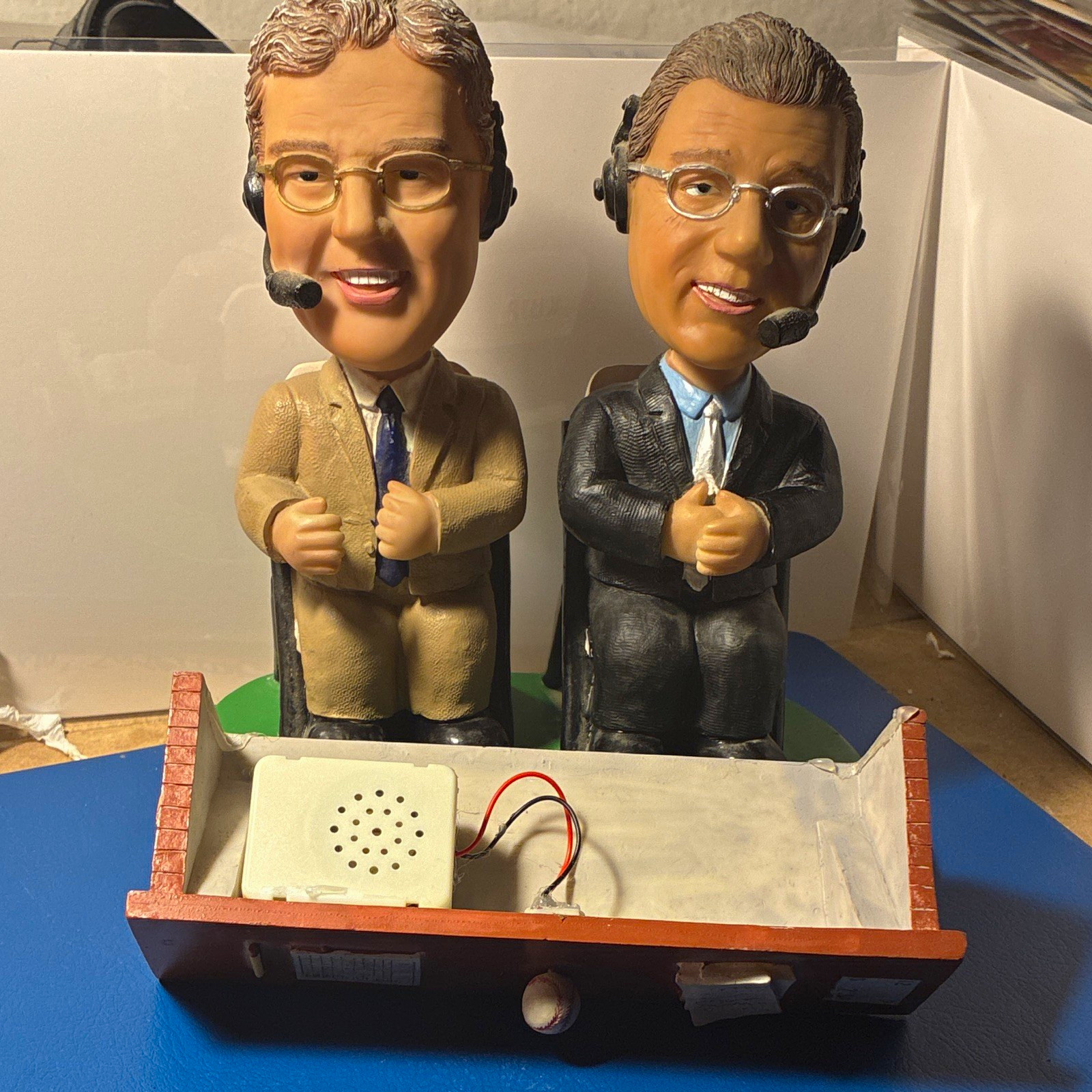 RARE:🔥San Francisco Giants SportsNet Broadcaster Double Bobblehead Plastic, MLB