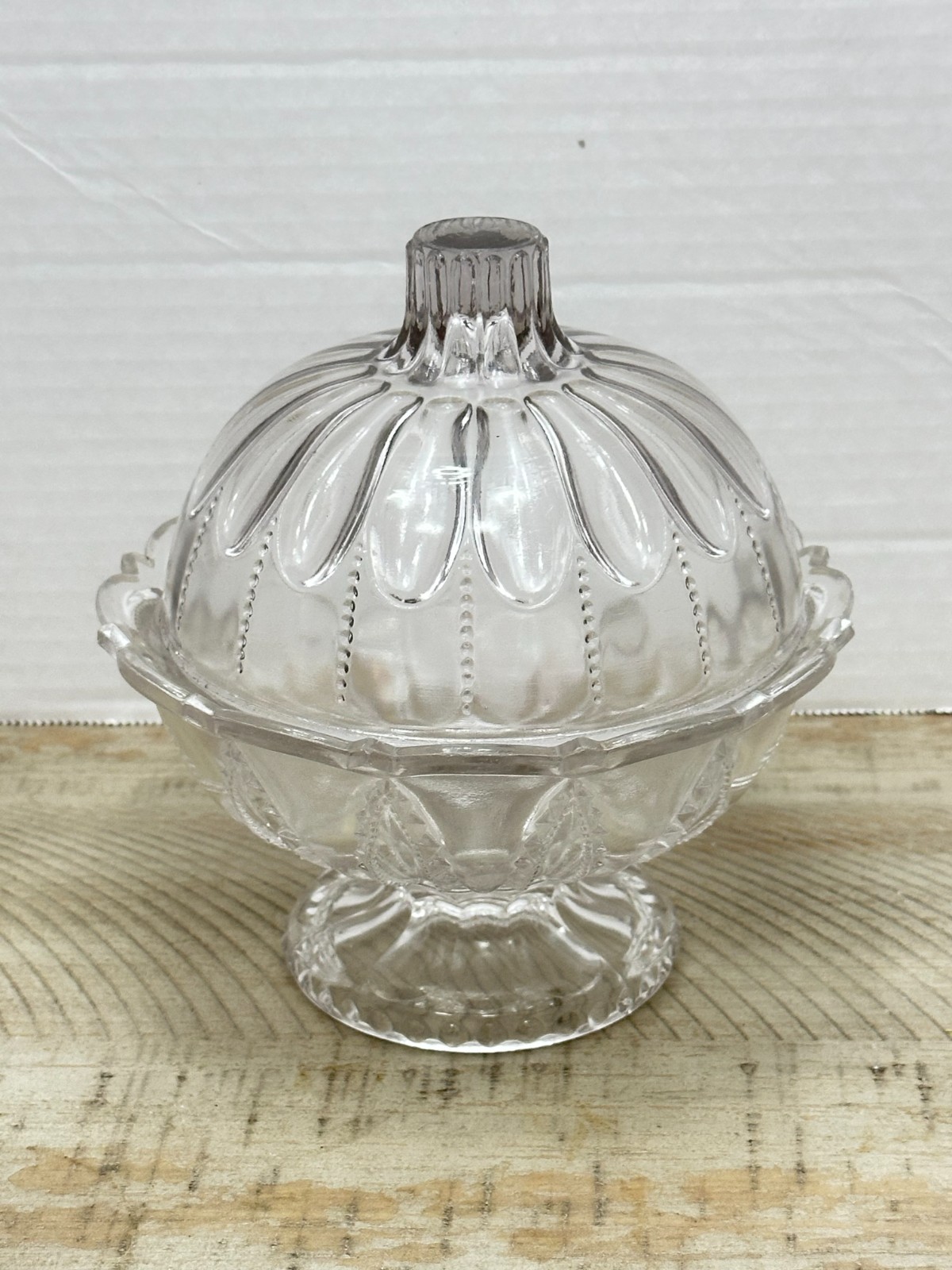 Vintage Clear Footed Glass Low Pedestal Bowl Candy Dish W/Lid Ribbed Dots READ