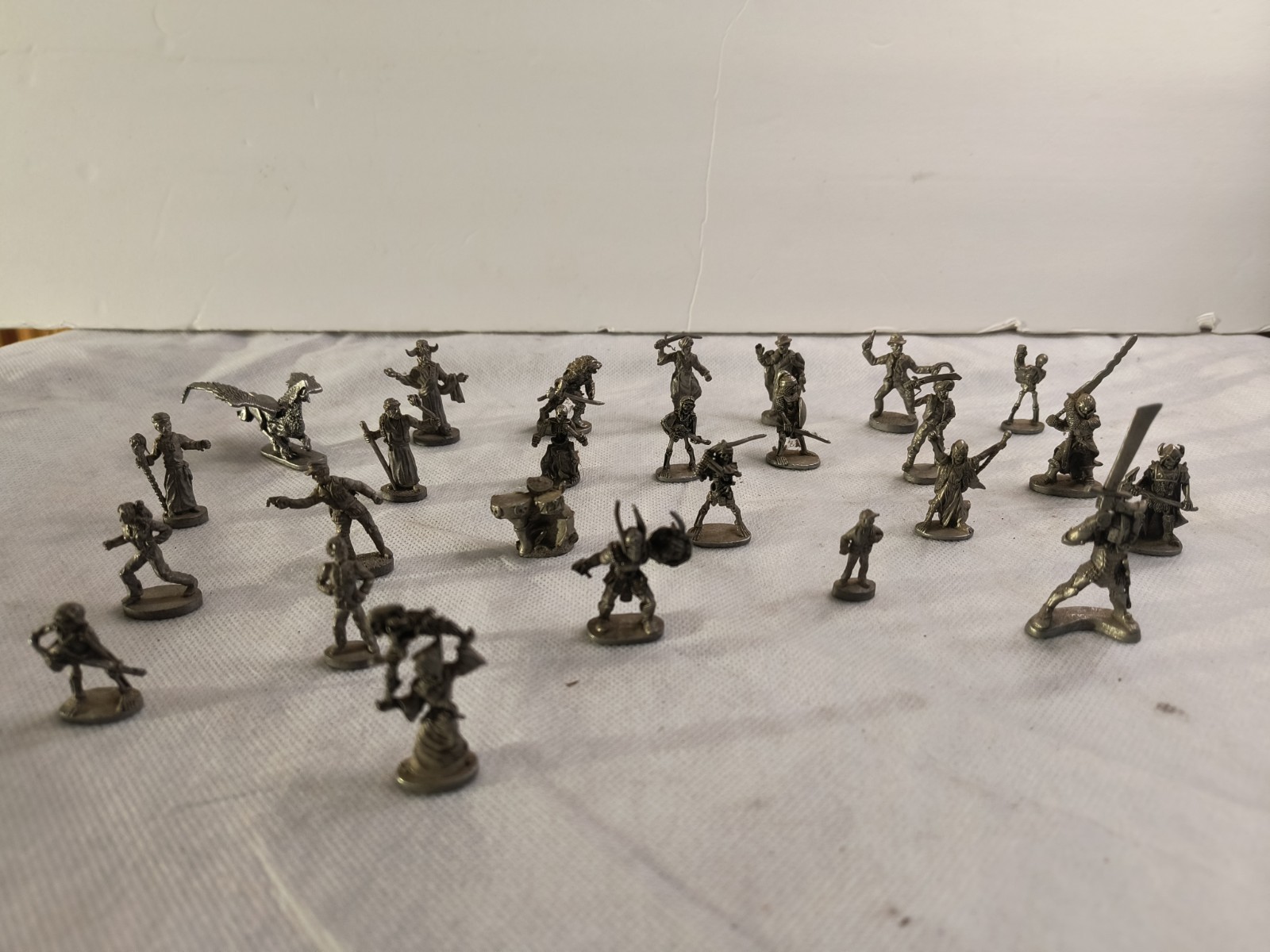 Lot of 26 Pewter Figurines Tudor Ral Partha And Different Brands 