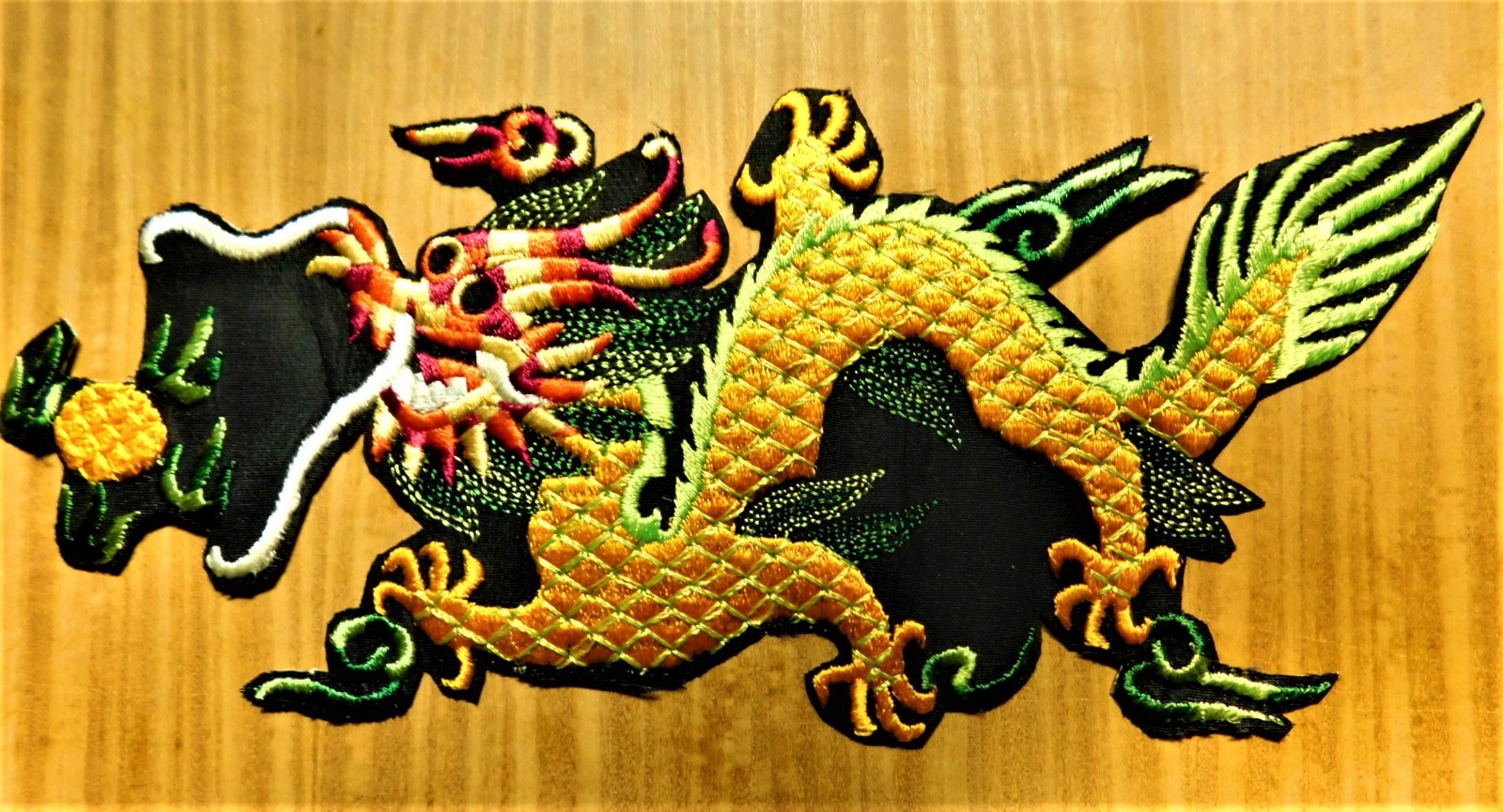 GEMSCO NOS Vintage X-LARGE 7-Color Embroidered Patch GUARDIAN LION - FOO DOG