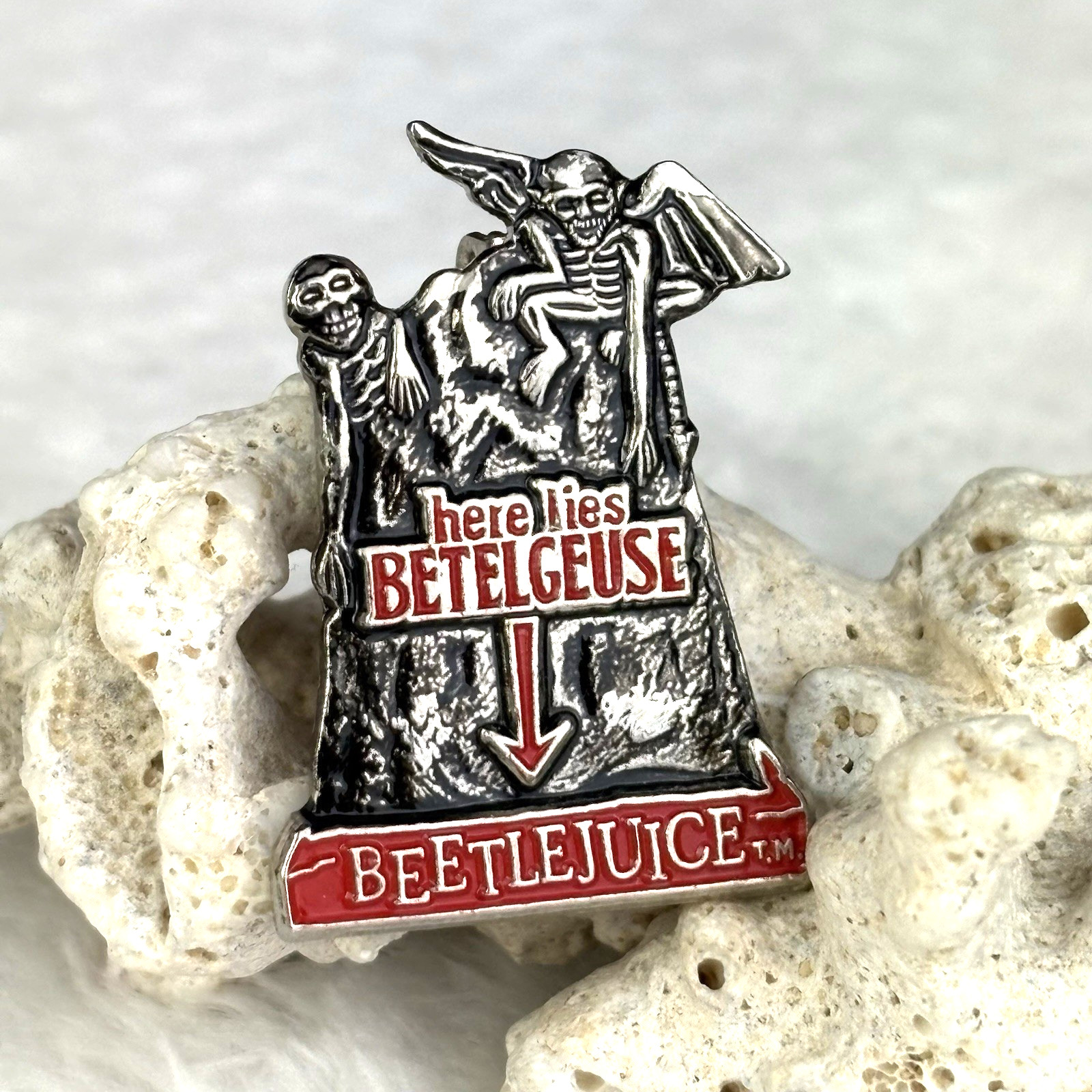 RARE Vtg 1988 Beetlejuice Movie Warner Bros. Pinnacle Promo Lapel Pin 80s