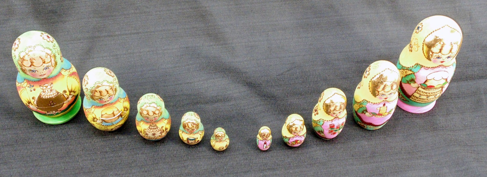 Lot 2 Vintage Hand Painted Russian Wood Nesting Dolls 5-Piece Signed By Artist