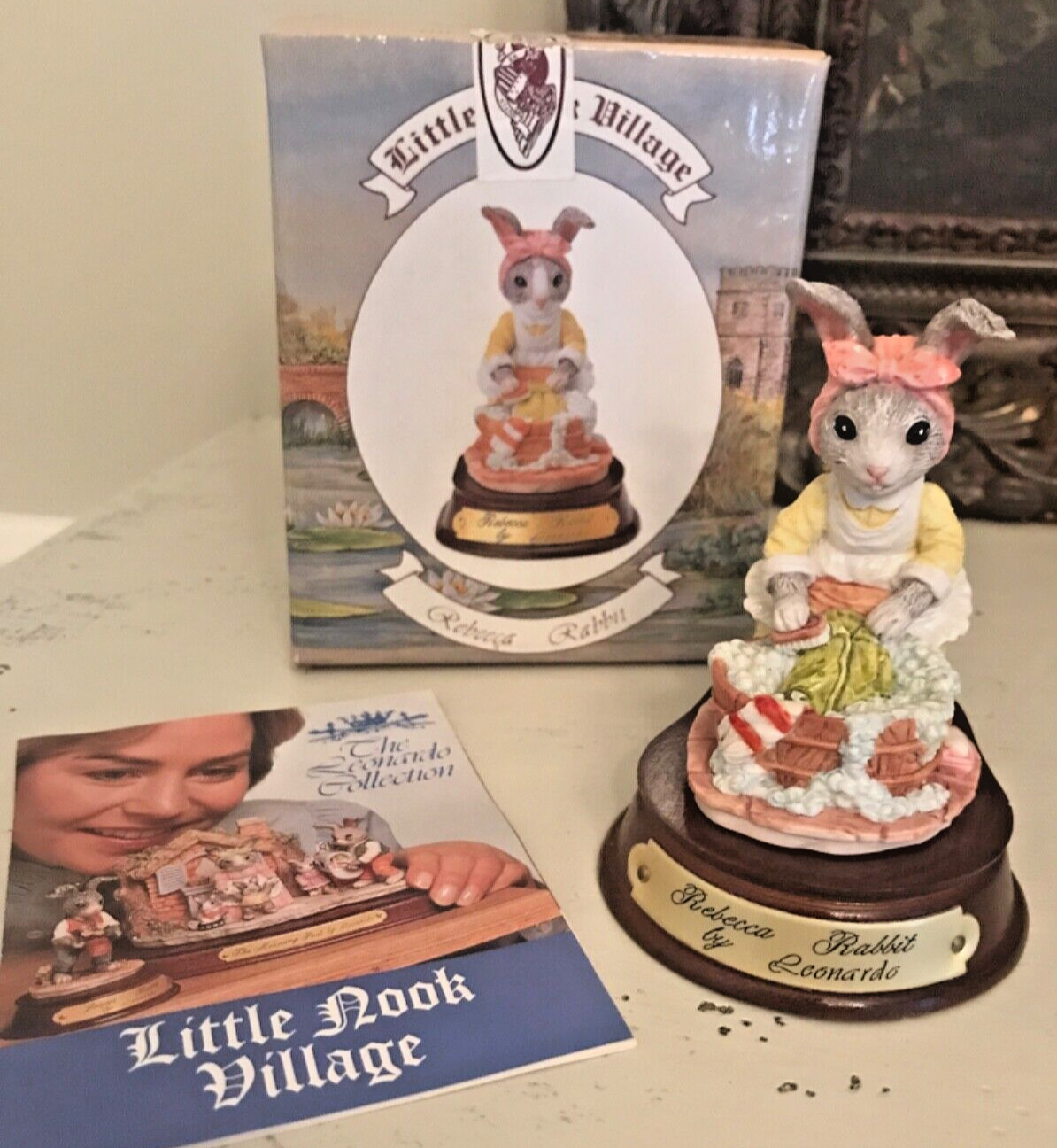 Vintage Little Nook Village Rebecca Rabbit LN-01 by Leonardo Heritage Mint