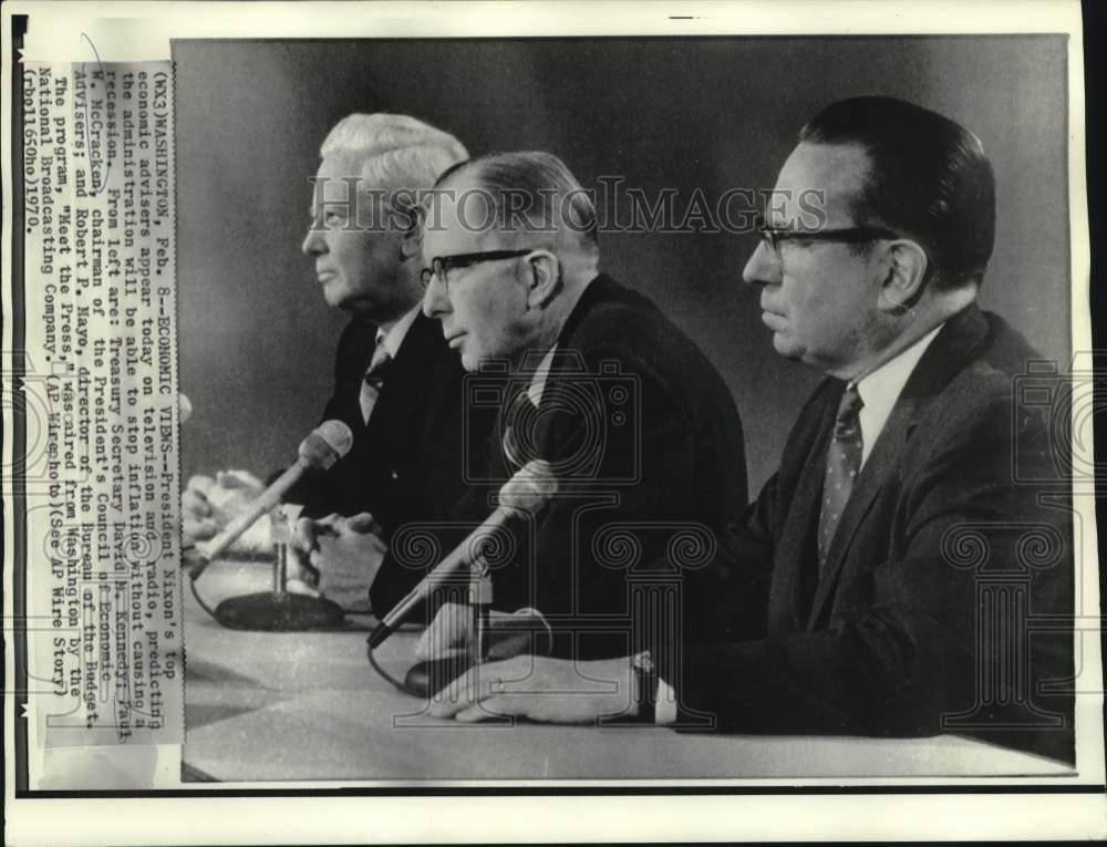 1970 Press Photo Paul McCracken, Nixon and others on 1970 Press Photo Paul McCracken, Nixon and others on