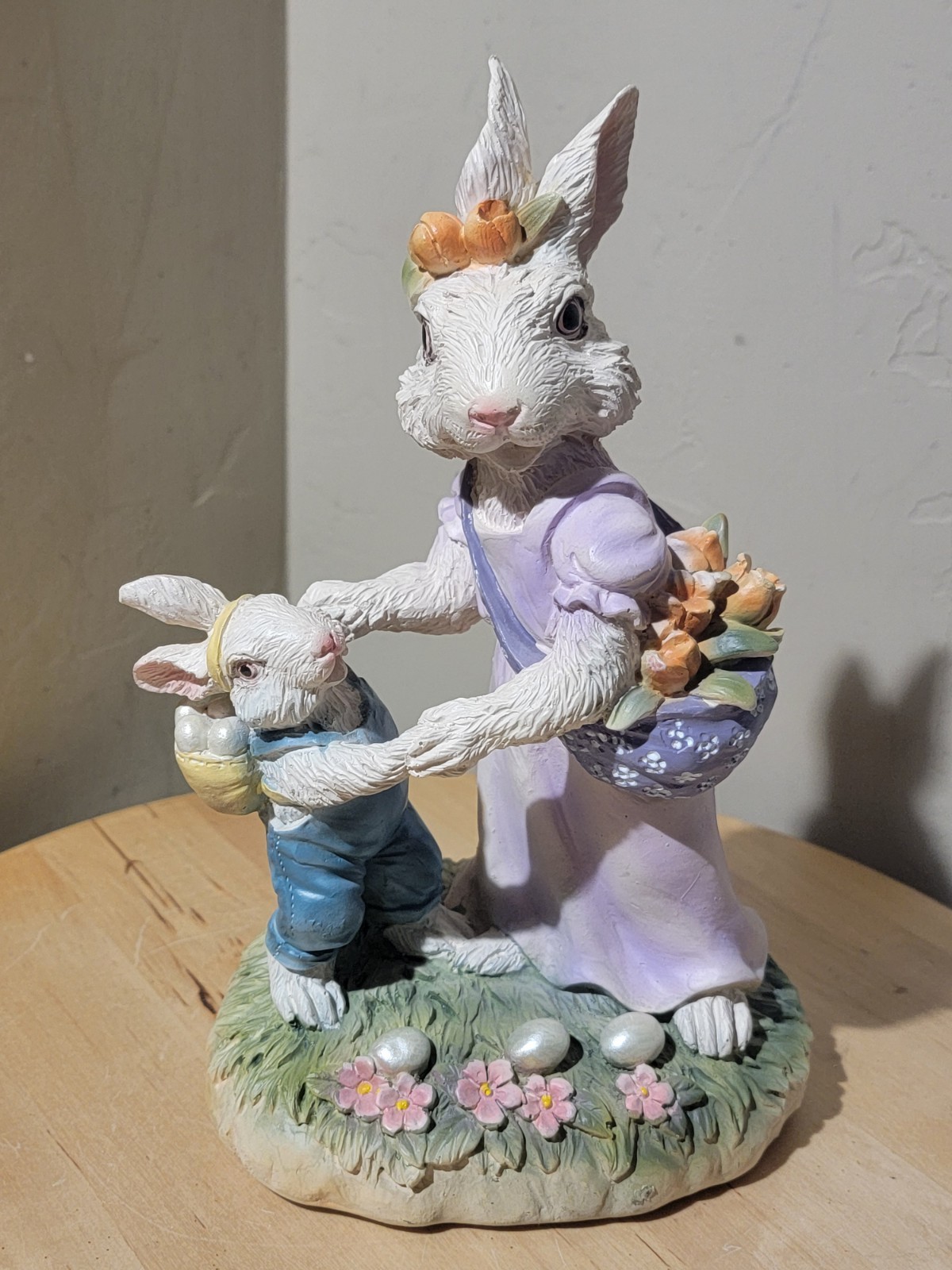 Henri Chrisdon Resin Mrs Rabbit & Kid Bunny W/ Flowers Easter Eggs Cottagecore 
