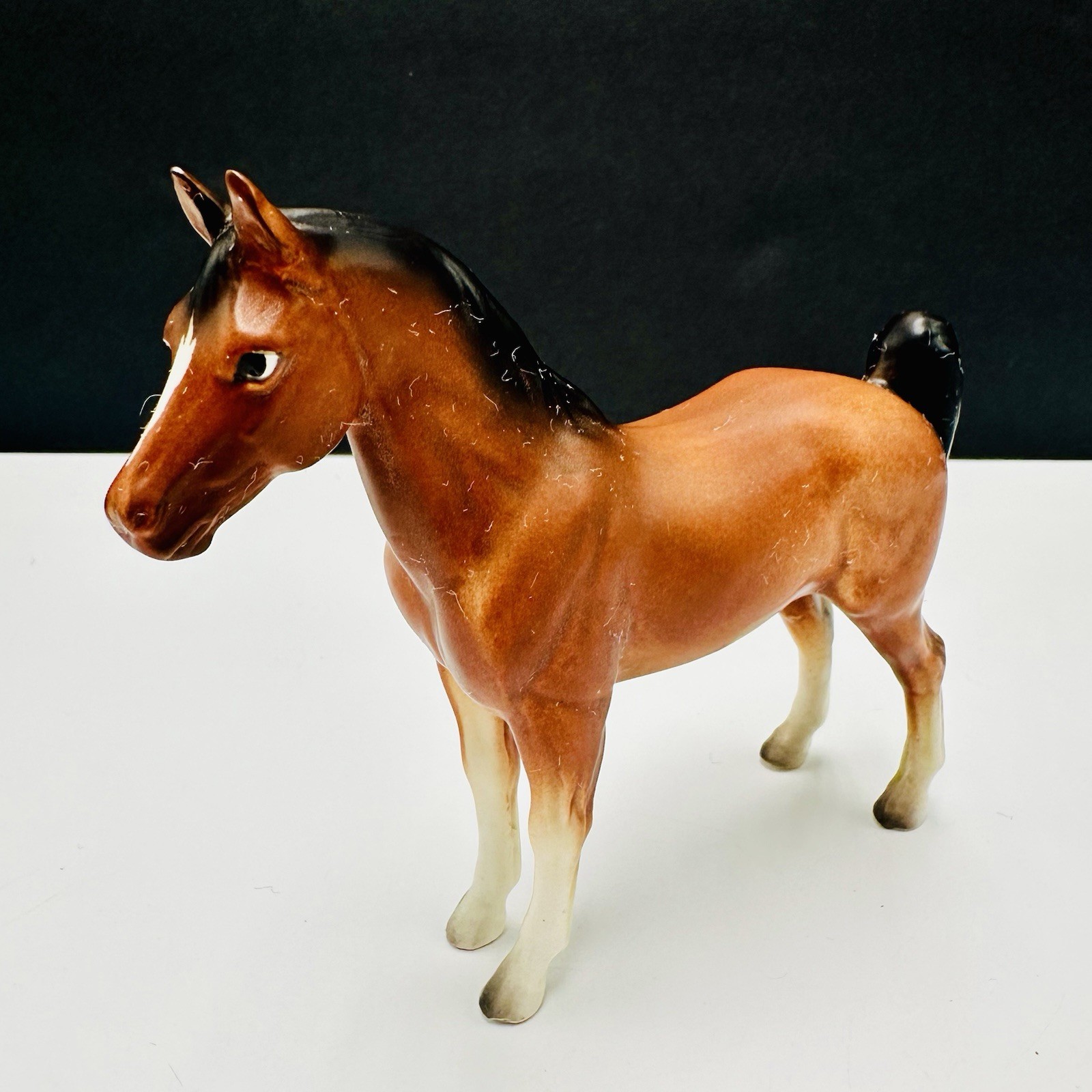 Vintage Japan Brown White Horse Pony Figurine 5 Inch Tall Ceramic Porcelain A323