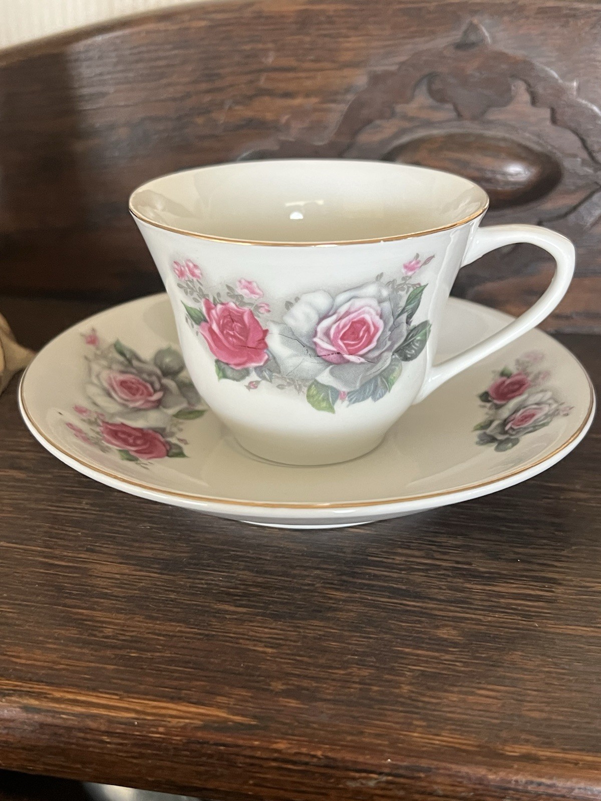 EC - Teacup and Saucer -Floral /pink 