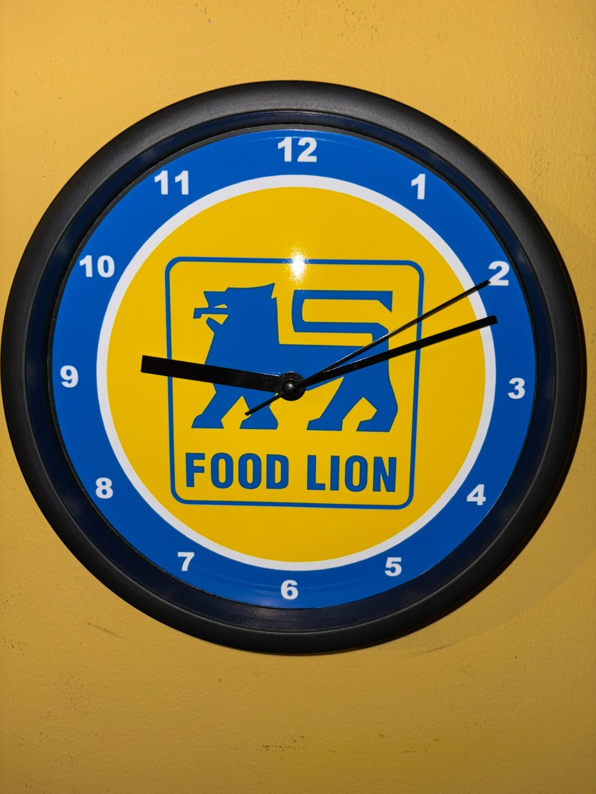 Food Lion Grocery Store Kitchen Diner Advertising Clock Sign