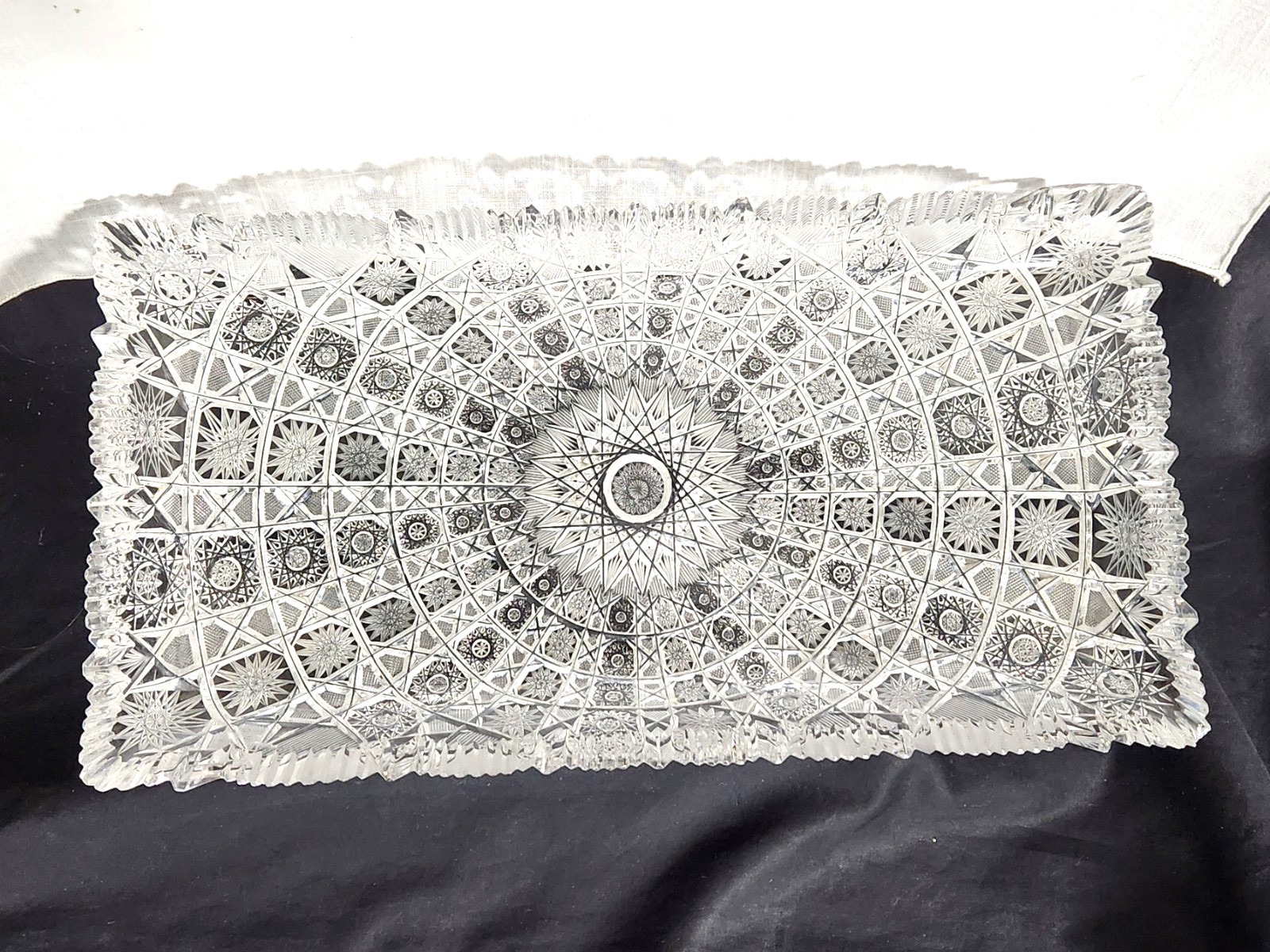 VINTAGE BOHEMIA CZECH CRYSTAL VANITY/SERV TRAY QUEEN'S LACE PATT, 13