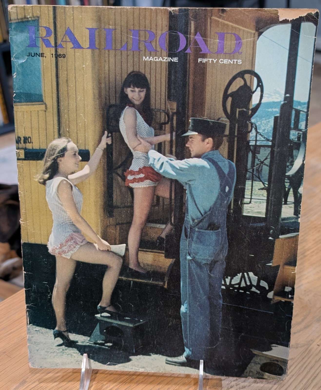 Railroad Magazine June 1969 Vol. 85 No. 2