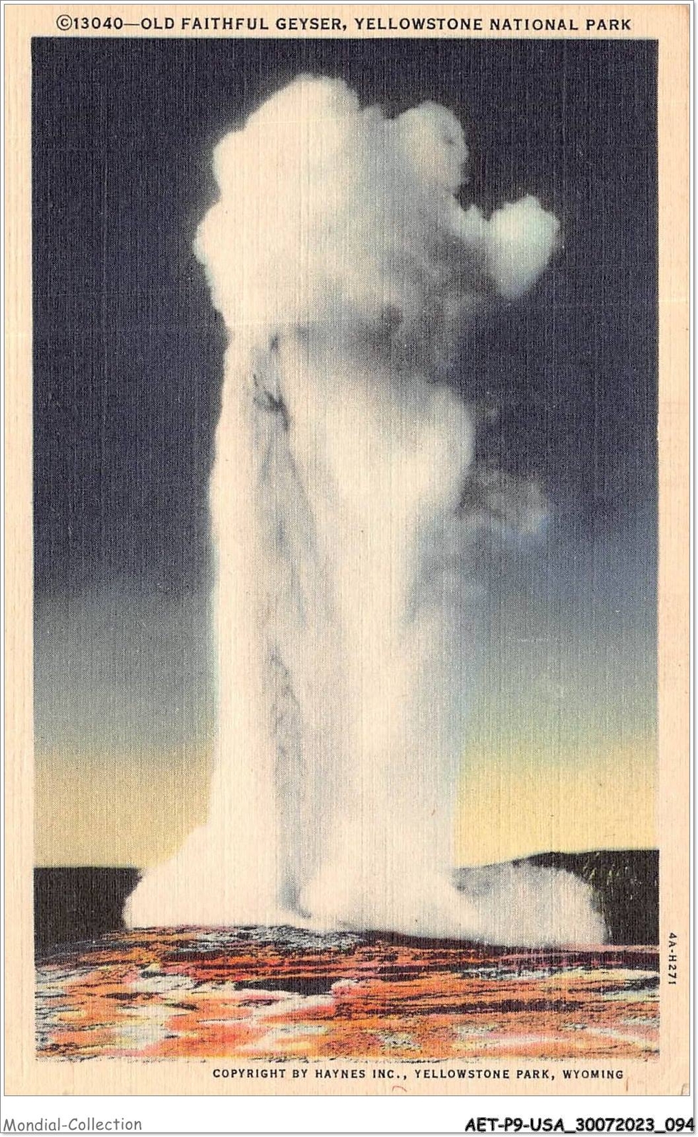 AETP9-USA-0736 - YELLOWSTONE PARK - WYOMING - old faithul geyser erupts eve AETP9-USA-0736 - YELLOWSTONE PARK - WYOMING - old faithul geyser erupts eve