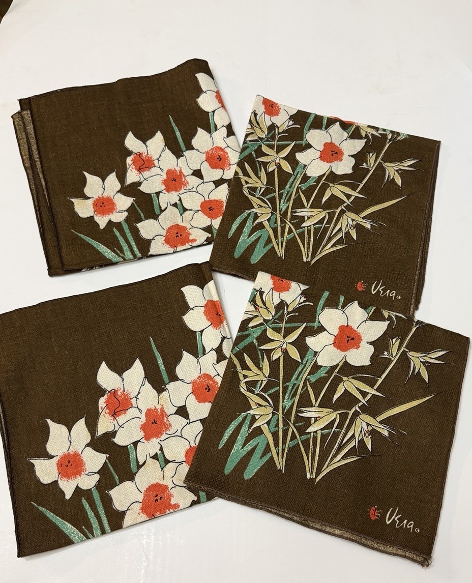 Vera Neumann VTG Brown DAFFODIL Cloth Napkins Lot of 4 White Orange