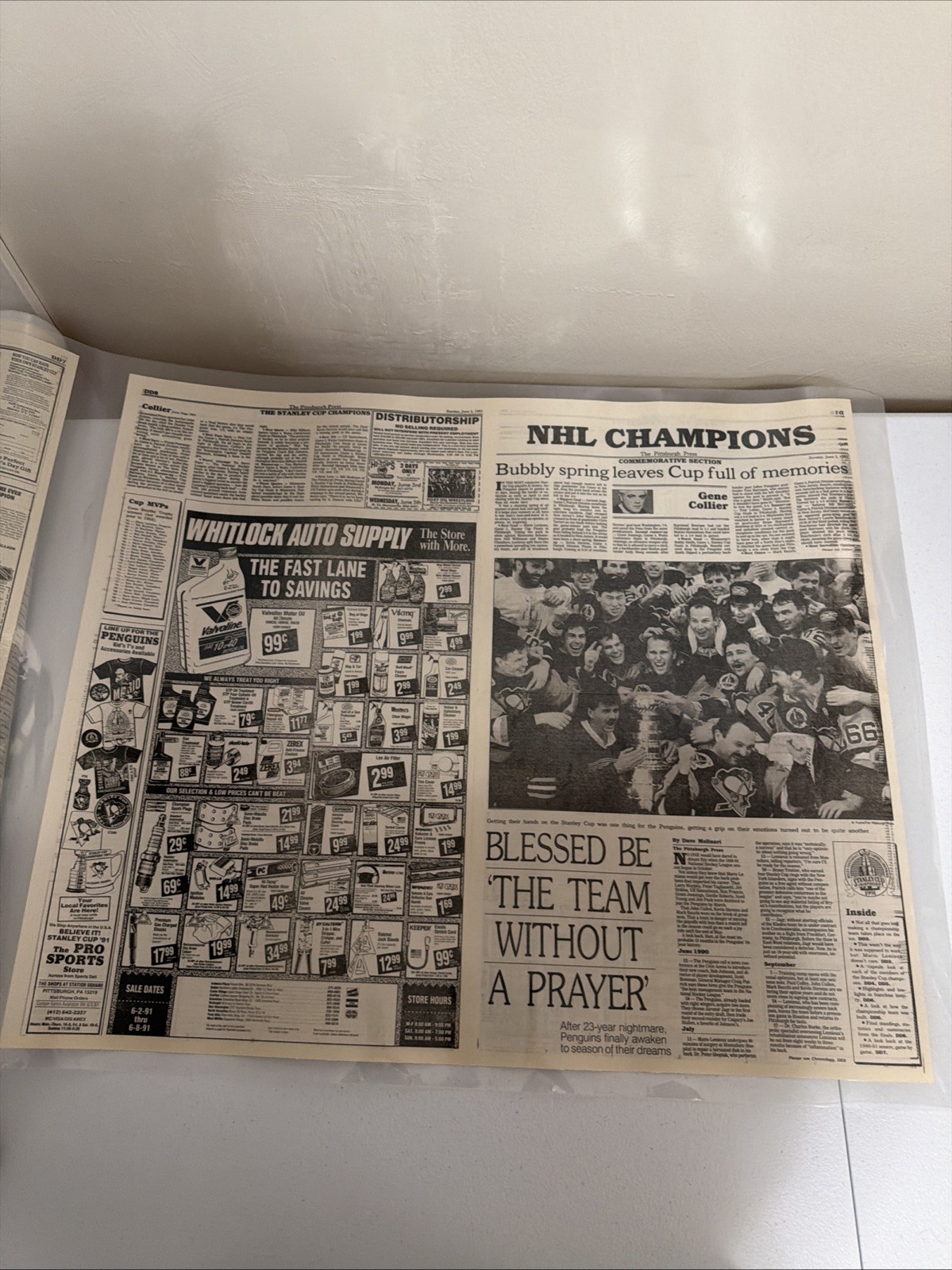 Laminated Pittsburgh Press NHL Champions Penguins Commemorative Section (1991)