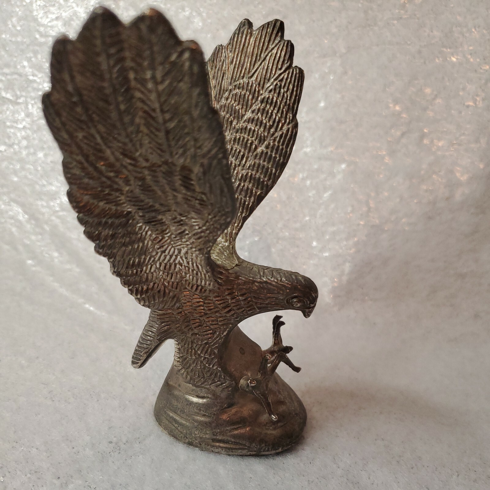 Hampshire Genuine Siverplated Sculture