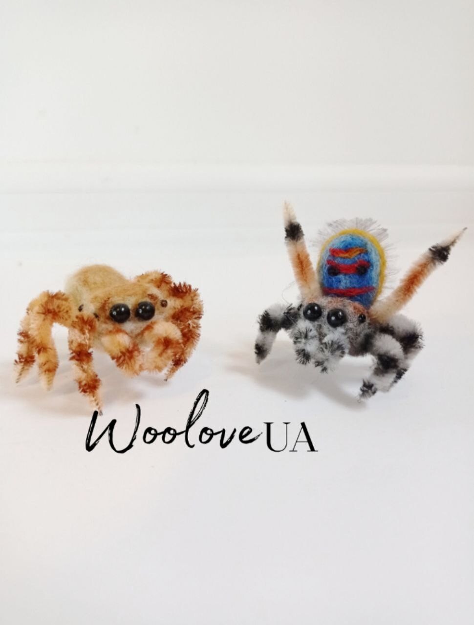 Handmade needle felted jumping spiders couple/ooak insect gift/Cute Spider