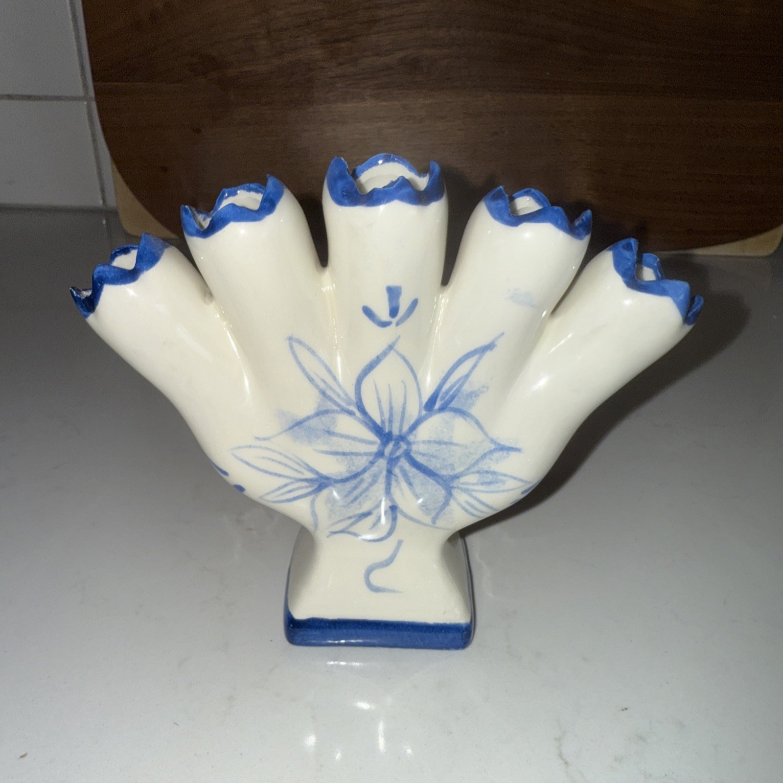 Vintage Leart Five Finger Bud Vase, Hnad Painted from the mid-20th century