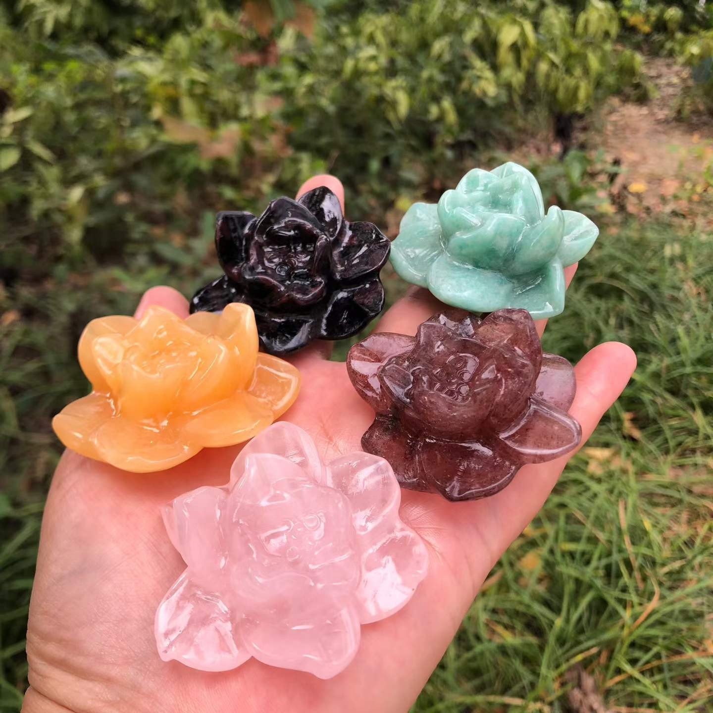 10pc Natural Mix Quartz Hand Carved Crystal Flower Reiki Healing Gift Random 10pc Natural Mix Quartz Hand Carved Crystal Flower Reiki Healing Gift Random