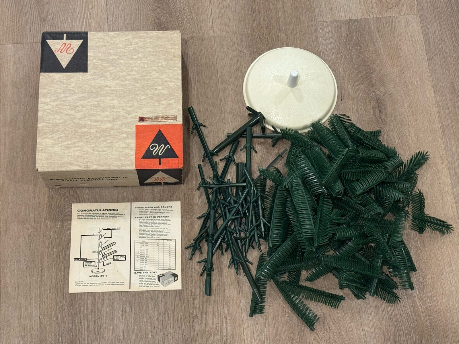Vintage 1950s Warren Plastic Christmas Tree 30\