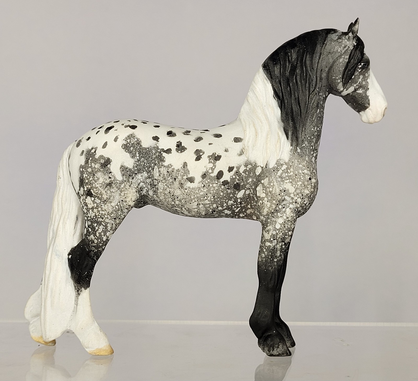 Breyer cm SM Custom Django Friesian