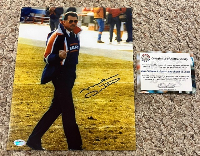 Mike Ditka HOF Signed Auto 8x10 Bears Middle Finger Football Photo Schwartz