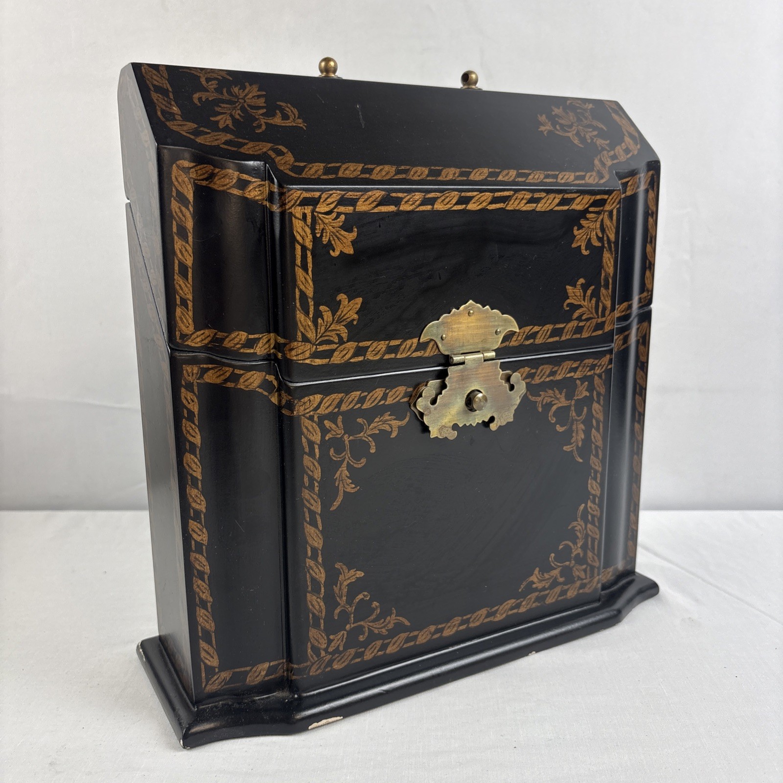 Jeanne Reed’s LTD Black Lacquer Hand Painted Black Wooden Letter Box Jeanne Reed’s LTD Black Lacquer Hand Painted Black Wooden Letter Box