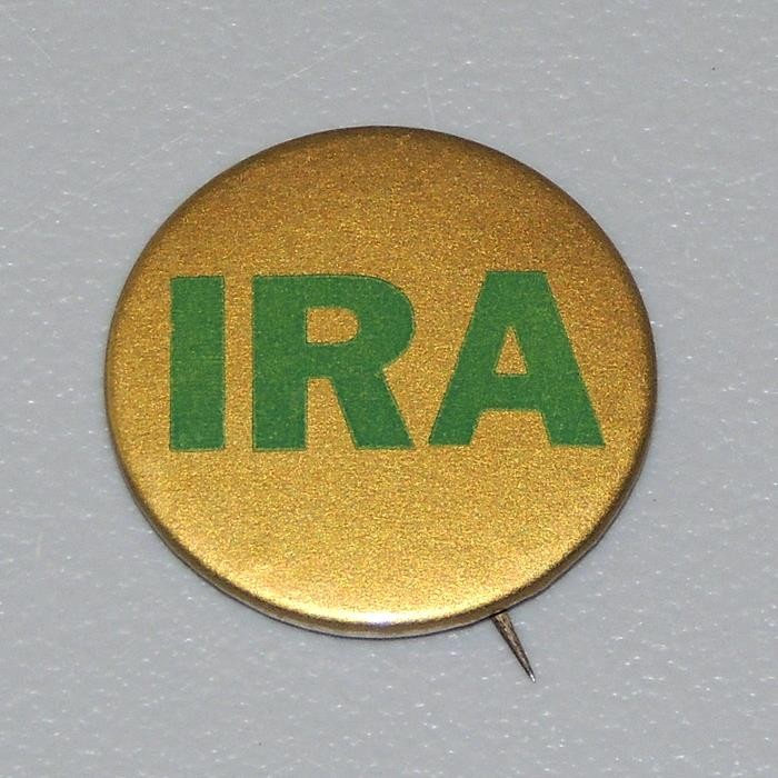 IRA Irish Republican Army Irish Northern Aid Ireland Cause Pinback Button VTG