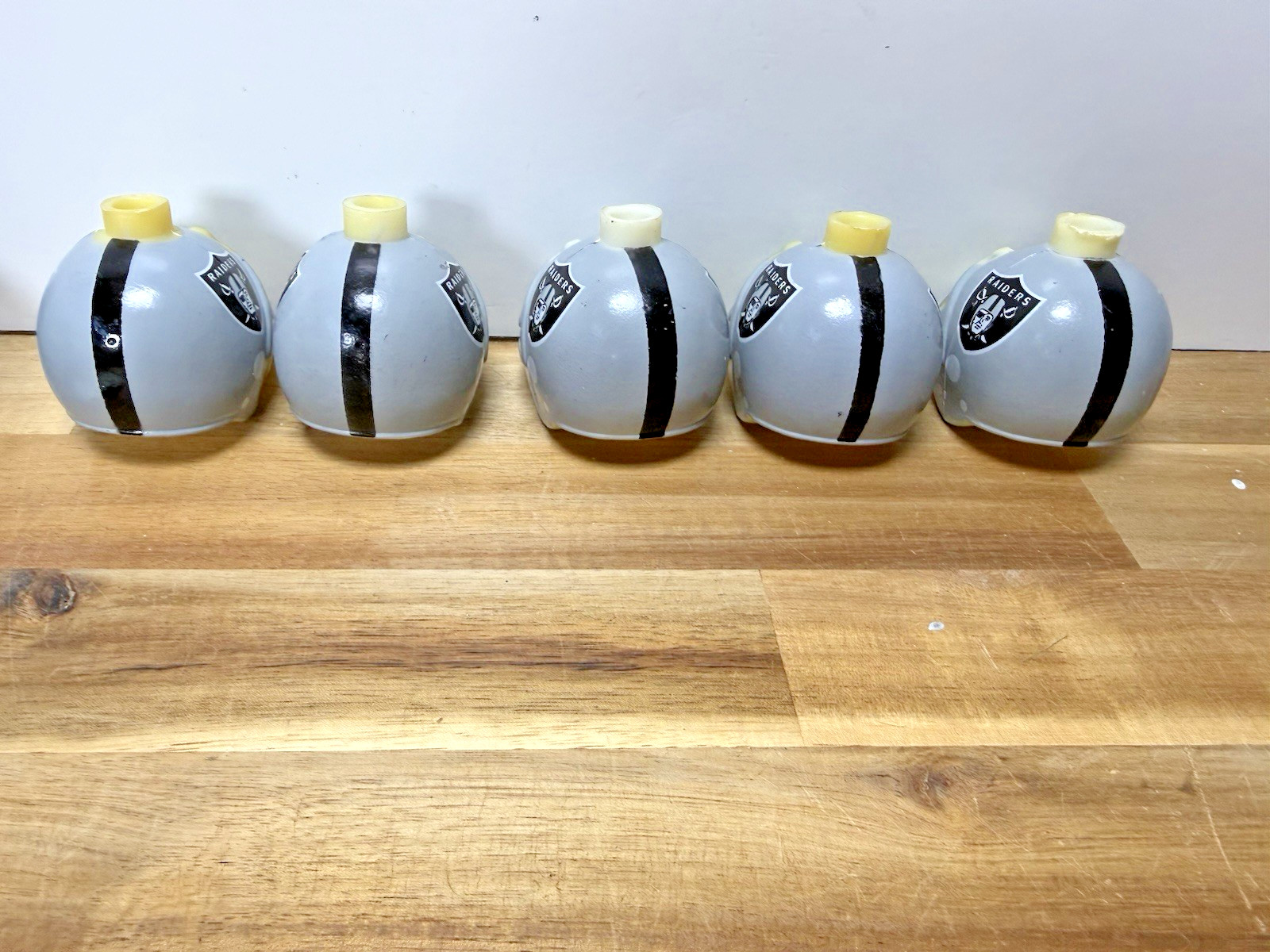 Vintage 2004 Oakland Raiders NFL 5 Helmet String Light Bulbs New And Working
