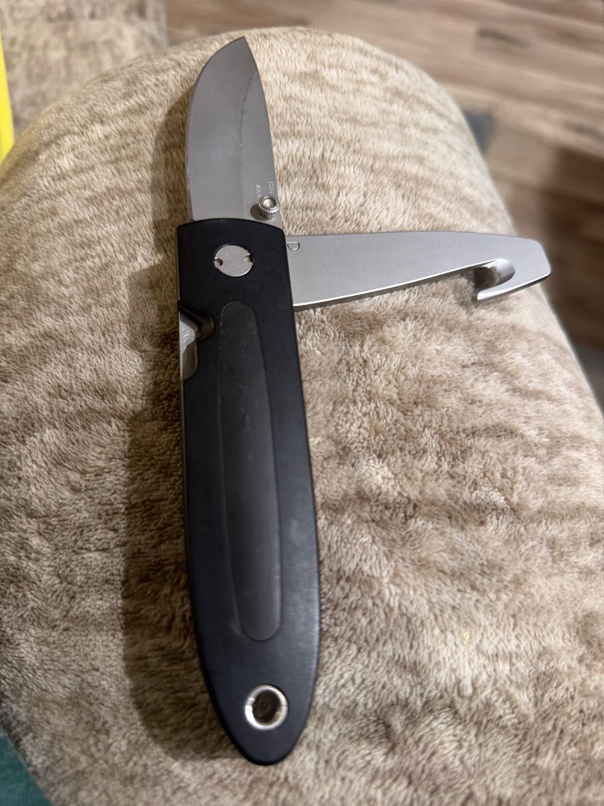 DISCONTINUED VINTAGE AMERICAN MADE BUCK  knifeCROSS LOCK