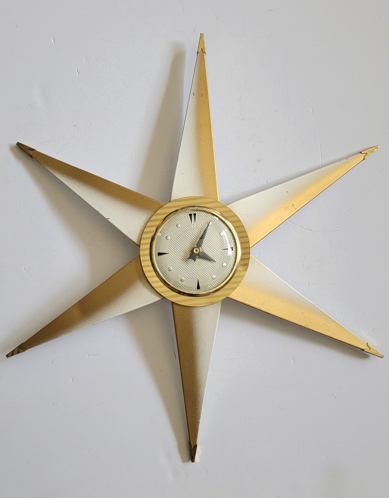 Vintage 1950s Bilt Rite Mid Century Modern Atomic Starburst Wall Clock Vintage 1950s Bilt Rite Mid Century Modern Atomic Starburst Wall Clock