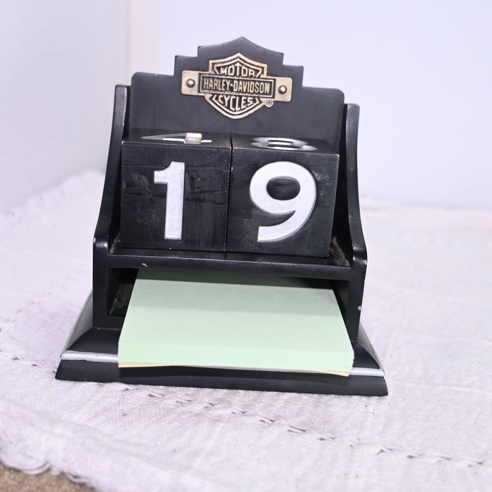Harley-Davidson perpetual wood calendar in black and silver 2003
