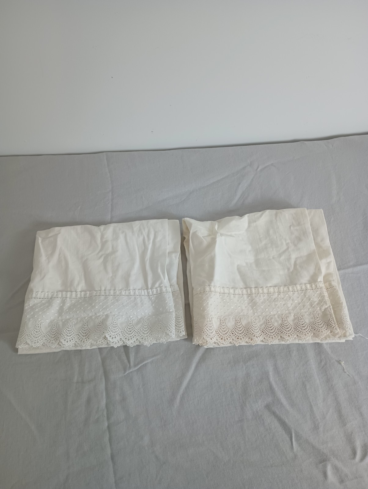 2 Charisma By Fieldcrest Lace King Pillowcases White Dots 100% Supima Cotton