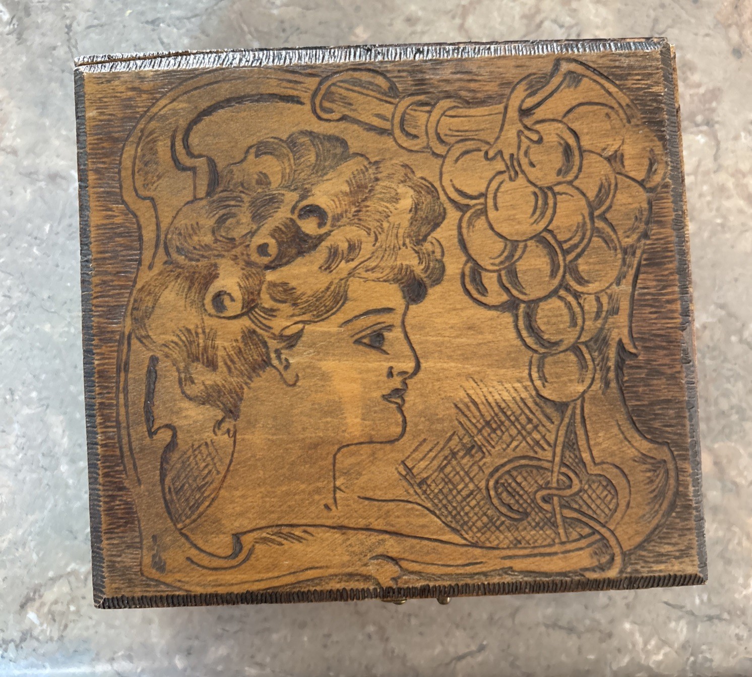 Antique Flemish Art Co., Pyrography, Art Nouveau Wooden Box Vintage