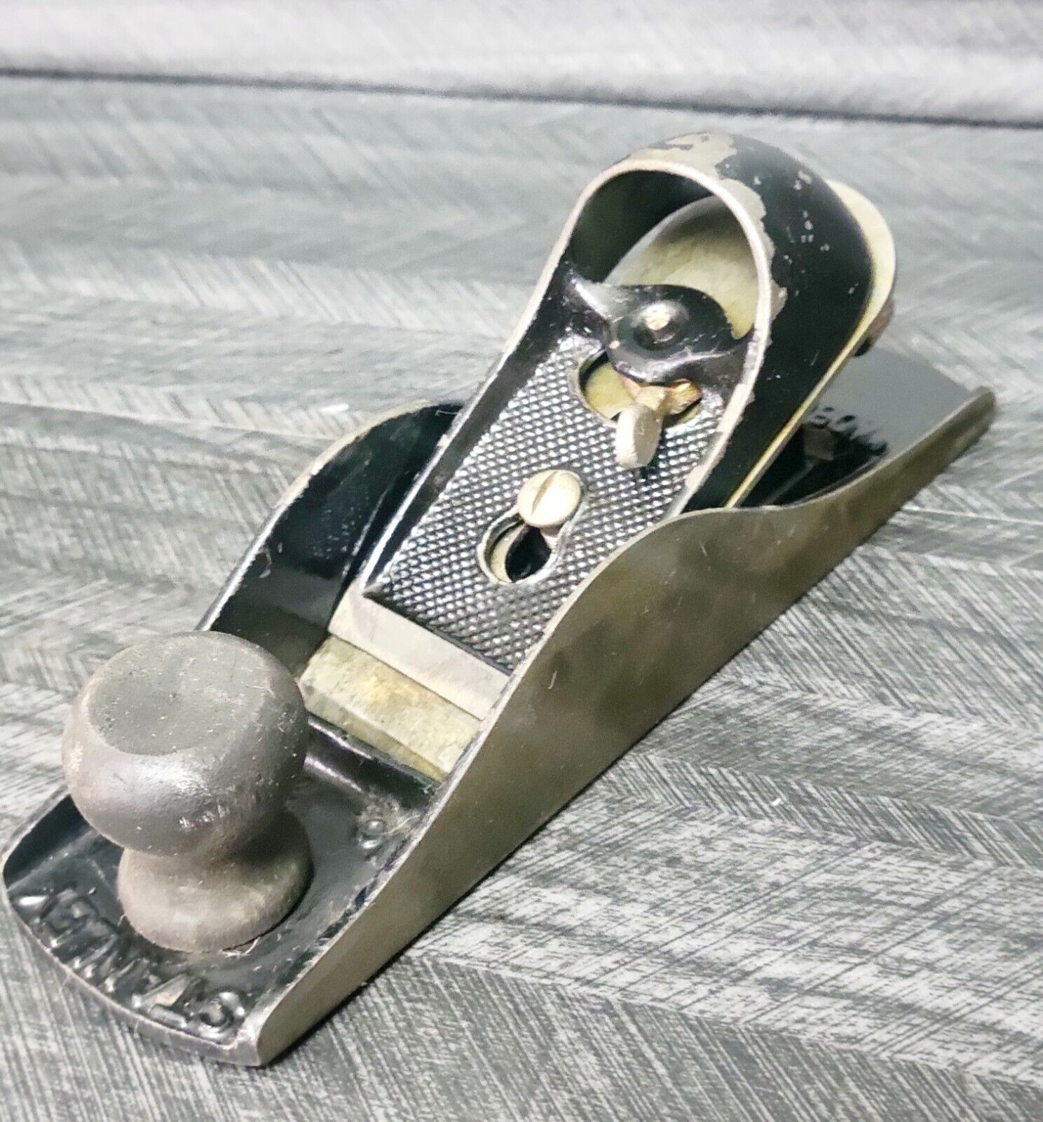 Vintage Stanley Sweetheart No. 220 Block Plane in Very Good Condition