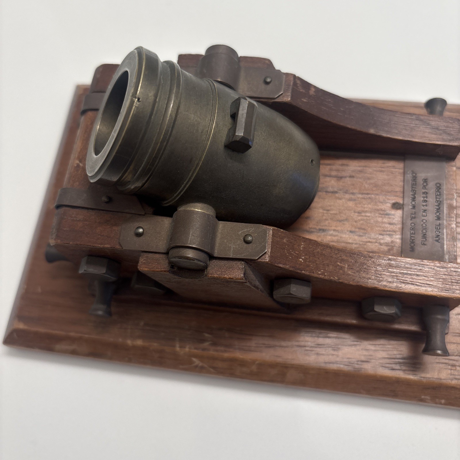 Pedrero espanol replica model cannon — historical Spanish cannon — desk ornament